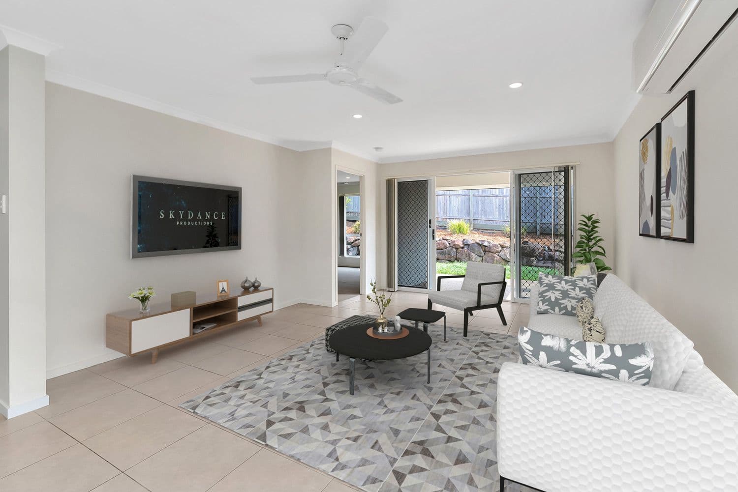 15 Coachella Crescent, Upper Coomera QLD 4209, Upper Coomera - Thumbnail 3