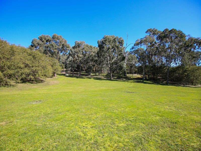 17 Howqua Point Road, Howqua Inlet VIC 3723, Howqua Inlet - Thumbnail 7