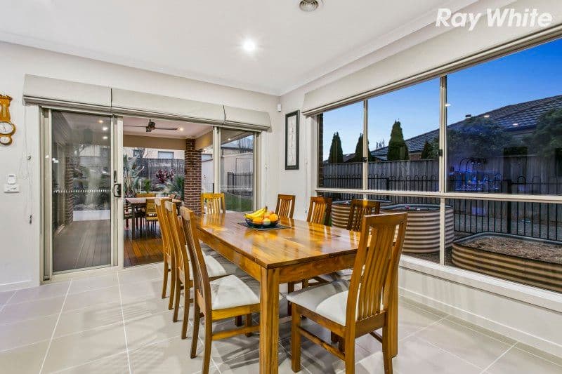 107 Livingstone Boulevard, Pakenham VIC 3810, Pakenham - Thumbnail 4