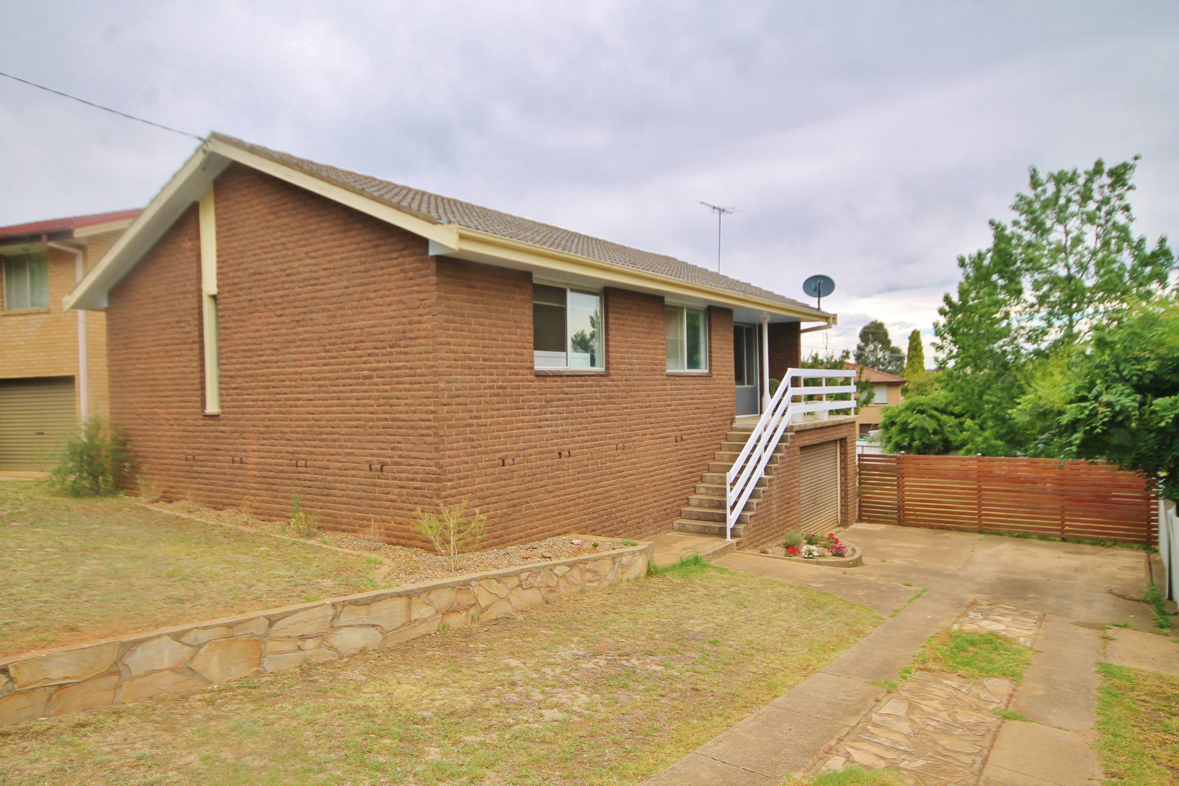 12 Barwang Street, Young - Thumbnail 2