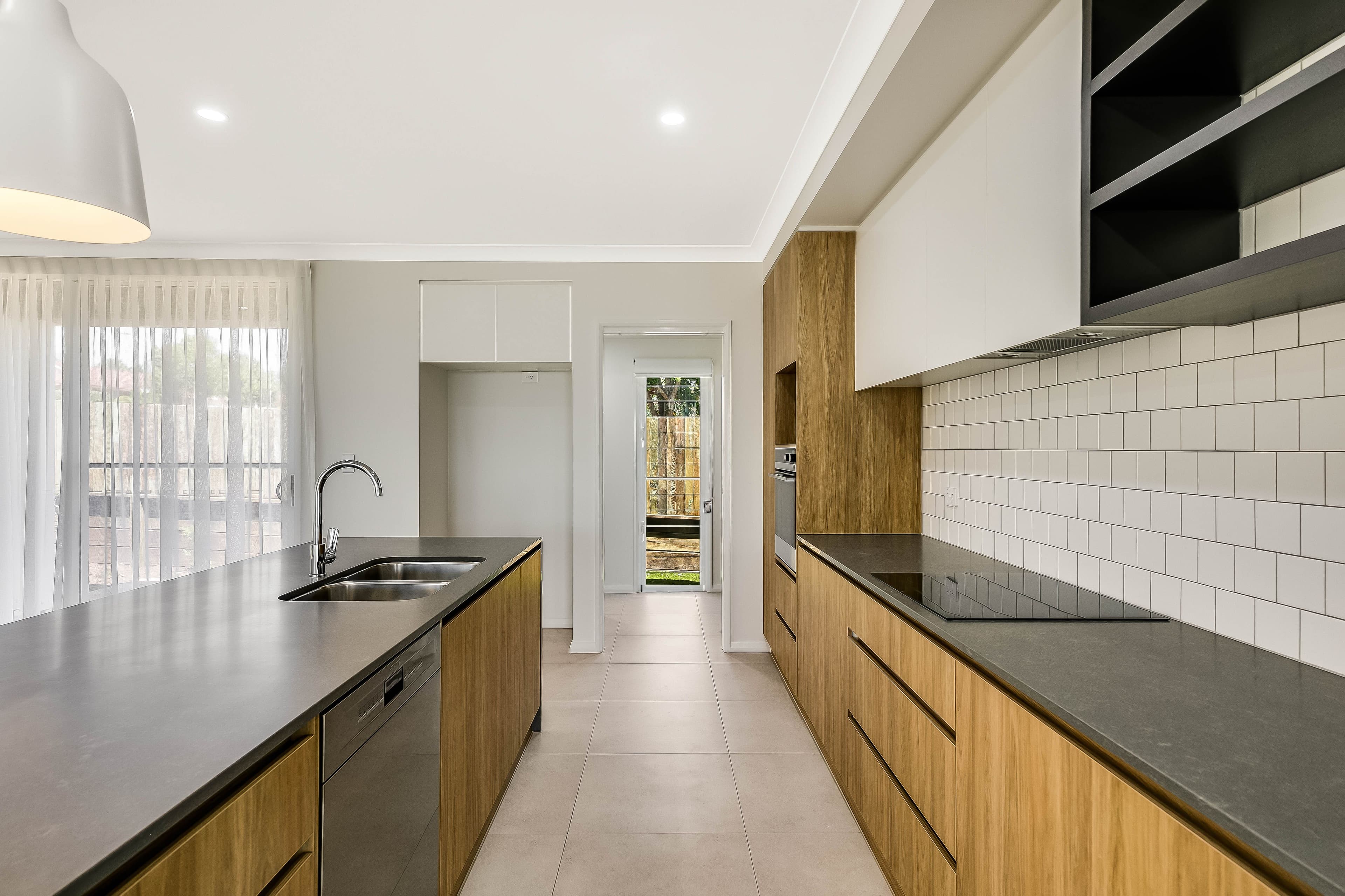 20 Moncrieff Close, Middle Ridge QLD 4350, Middle Ridge - Thumbnail 4
