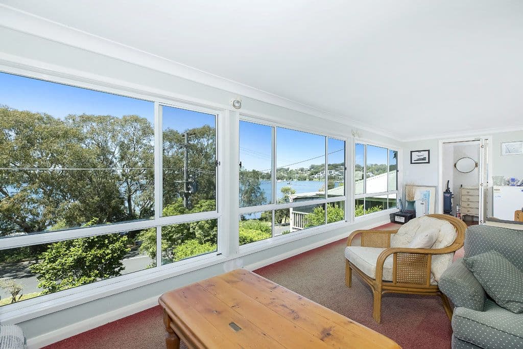 72 Alexander Parade, Arcadia Vale - Image 1
