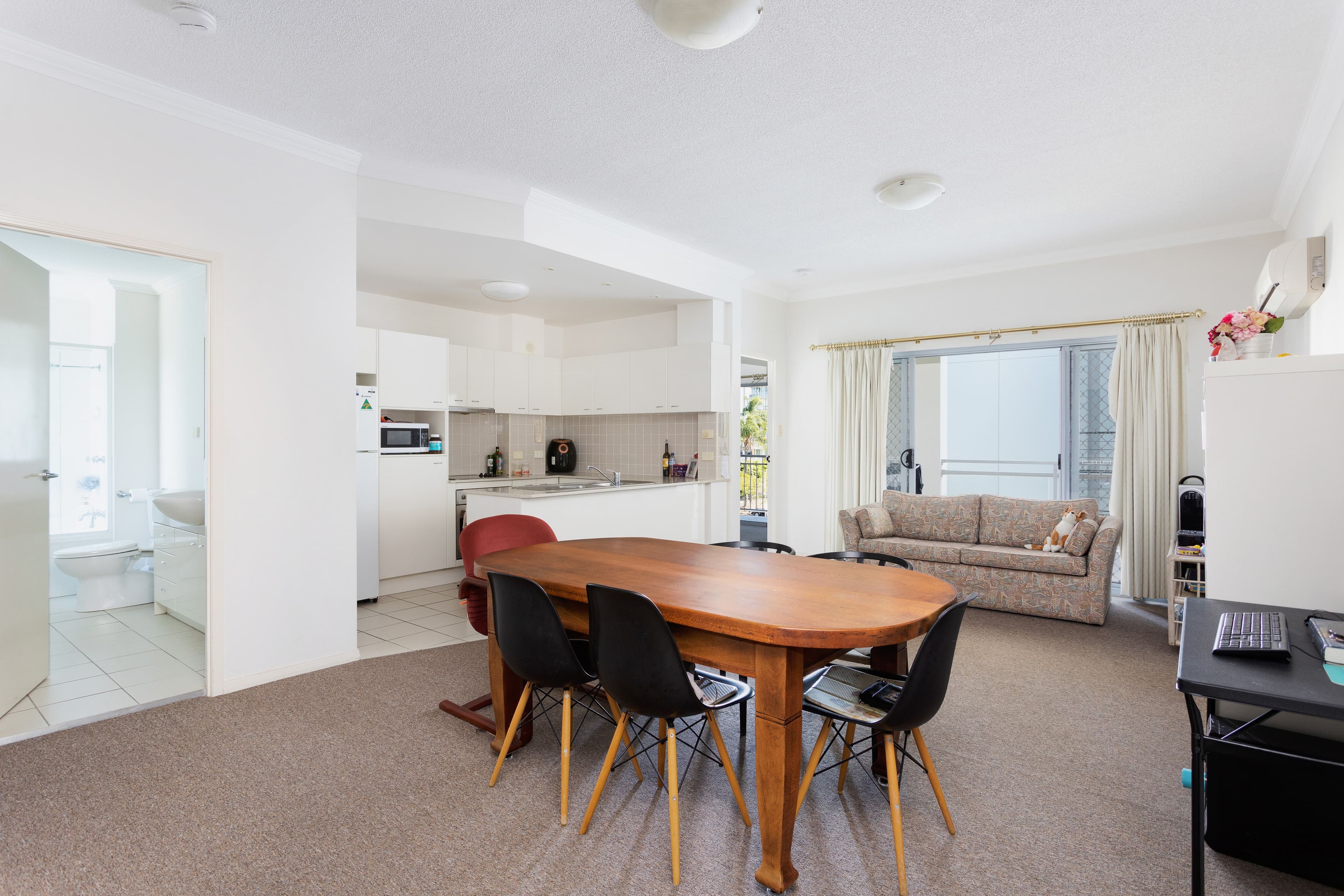 28 Belgrave Road, Indooroopilly QLD 4068, Indooroopilly - Thumbnail 2