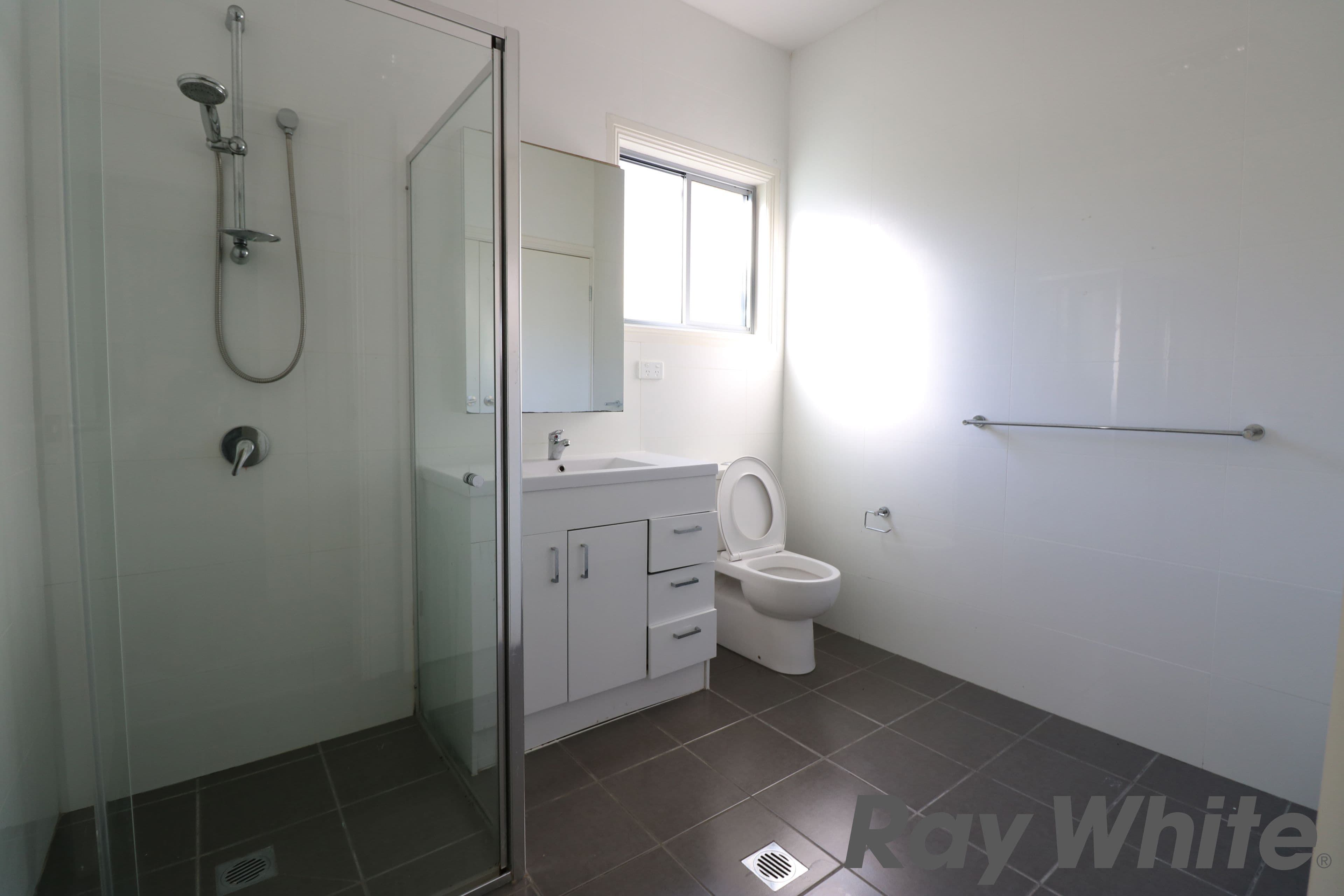 4a Larien Crescent, Birrong NSW 2143, Birrong - Thumbnail 5