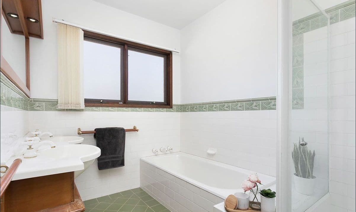 10 Cranbrook Place, Illawong NSW 2234, Illawong - Thumbnail 8