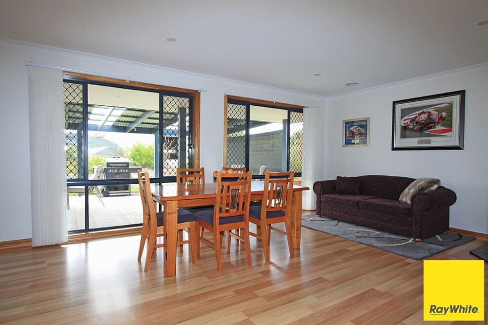 15 Larmer Street, Bungendore - Thumbnail 8