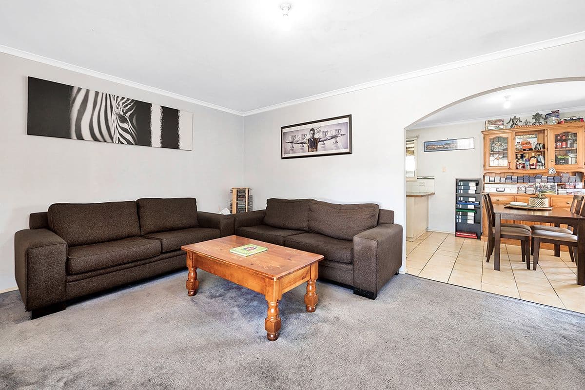 33 Fenfield Street, Cranbourne VIC 3977, Cranbourne - Thumbnail 6