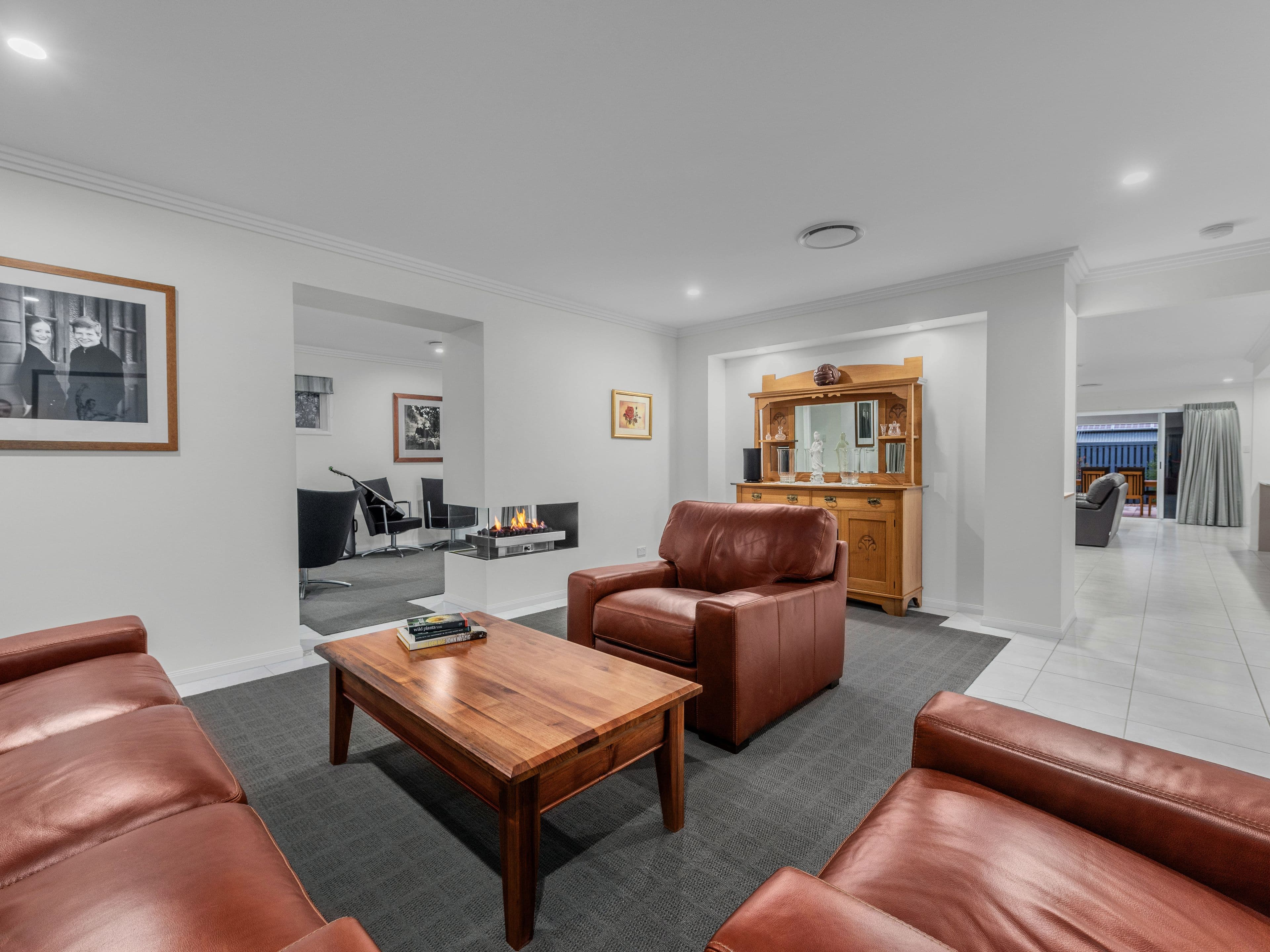 8 Cassia Street, Bridgeman Downs QLD 4035, Bridgeman Downs - Thumbnail 3