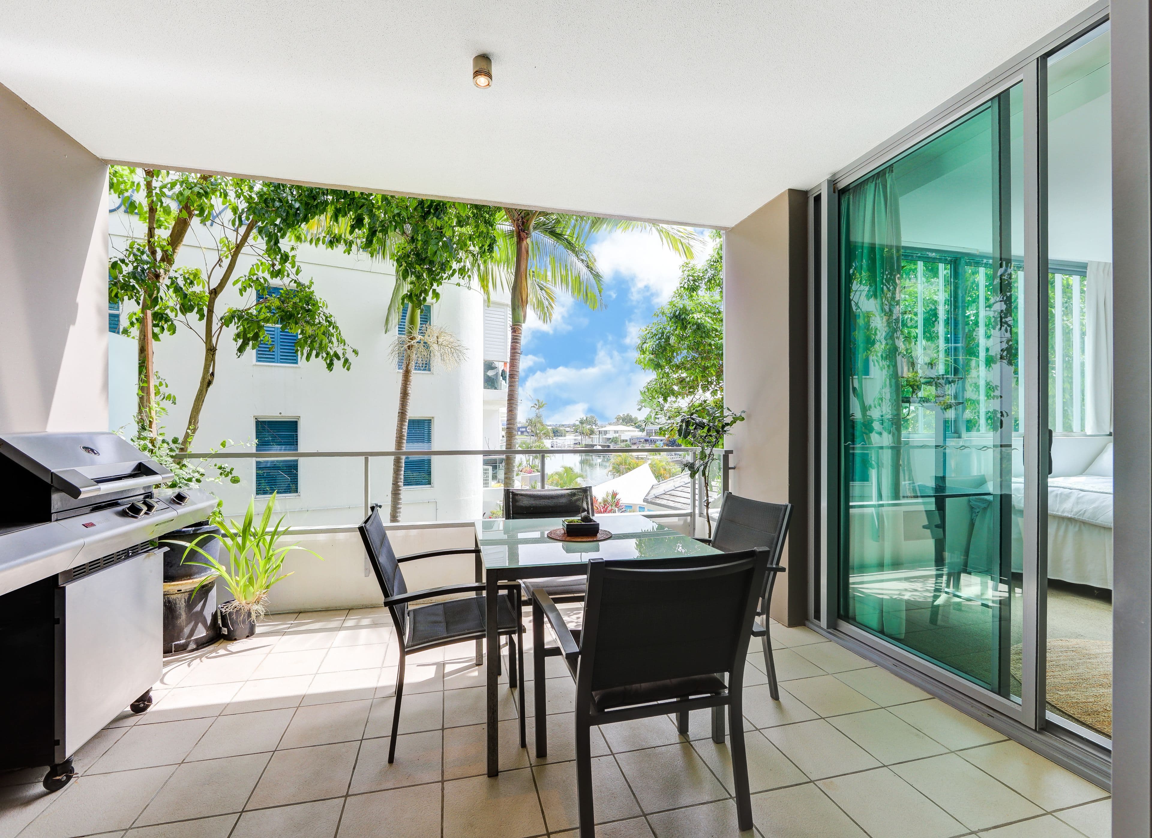 33 T E Peters Drive, Broadbeach QLD 4218, Broadbeach Waters - Thumbnail 7
