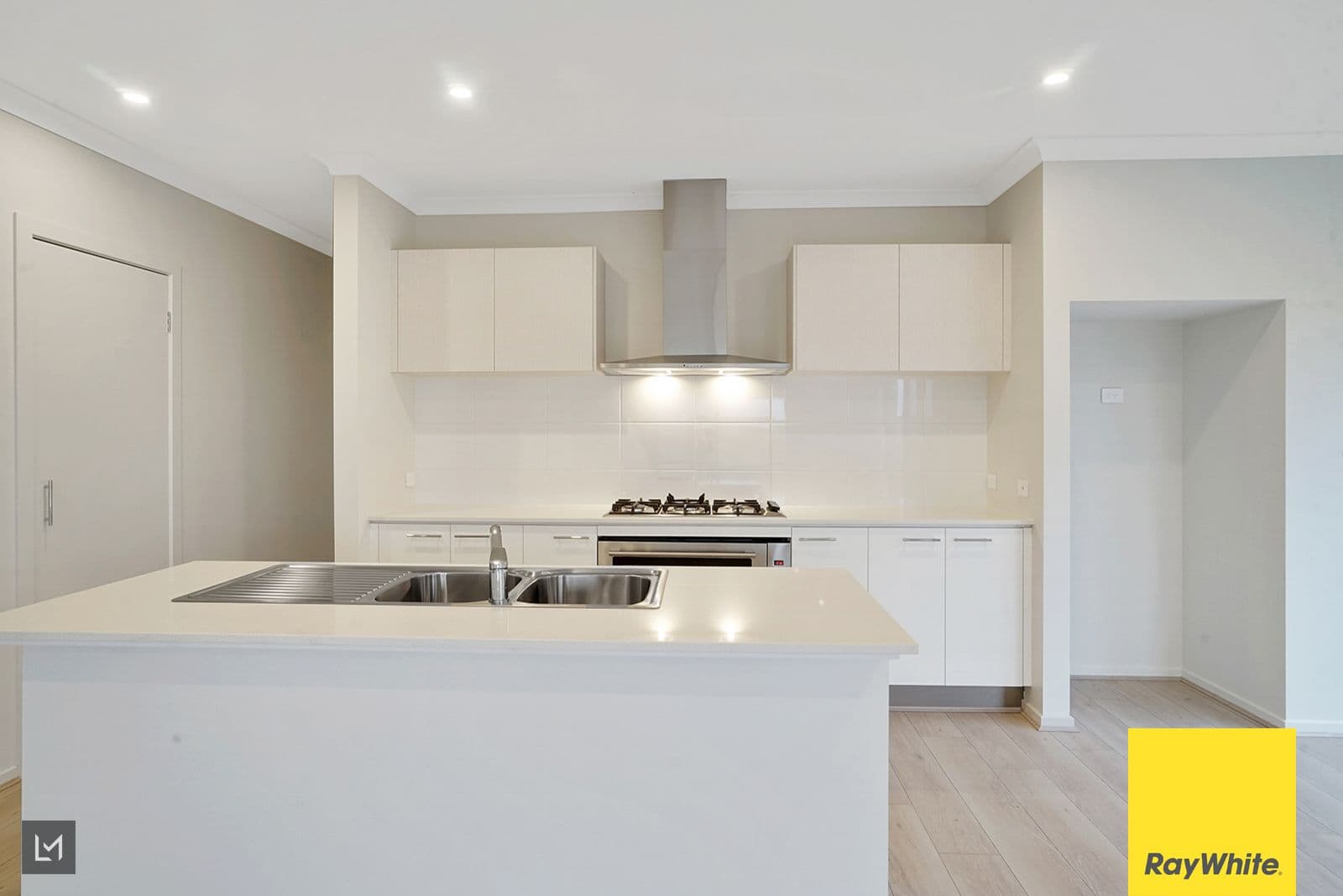 10 Babcock Street, Tarneit VIC 3029, Tarneit - Thumbnail 7