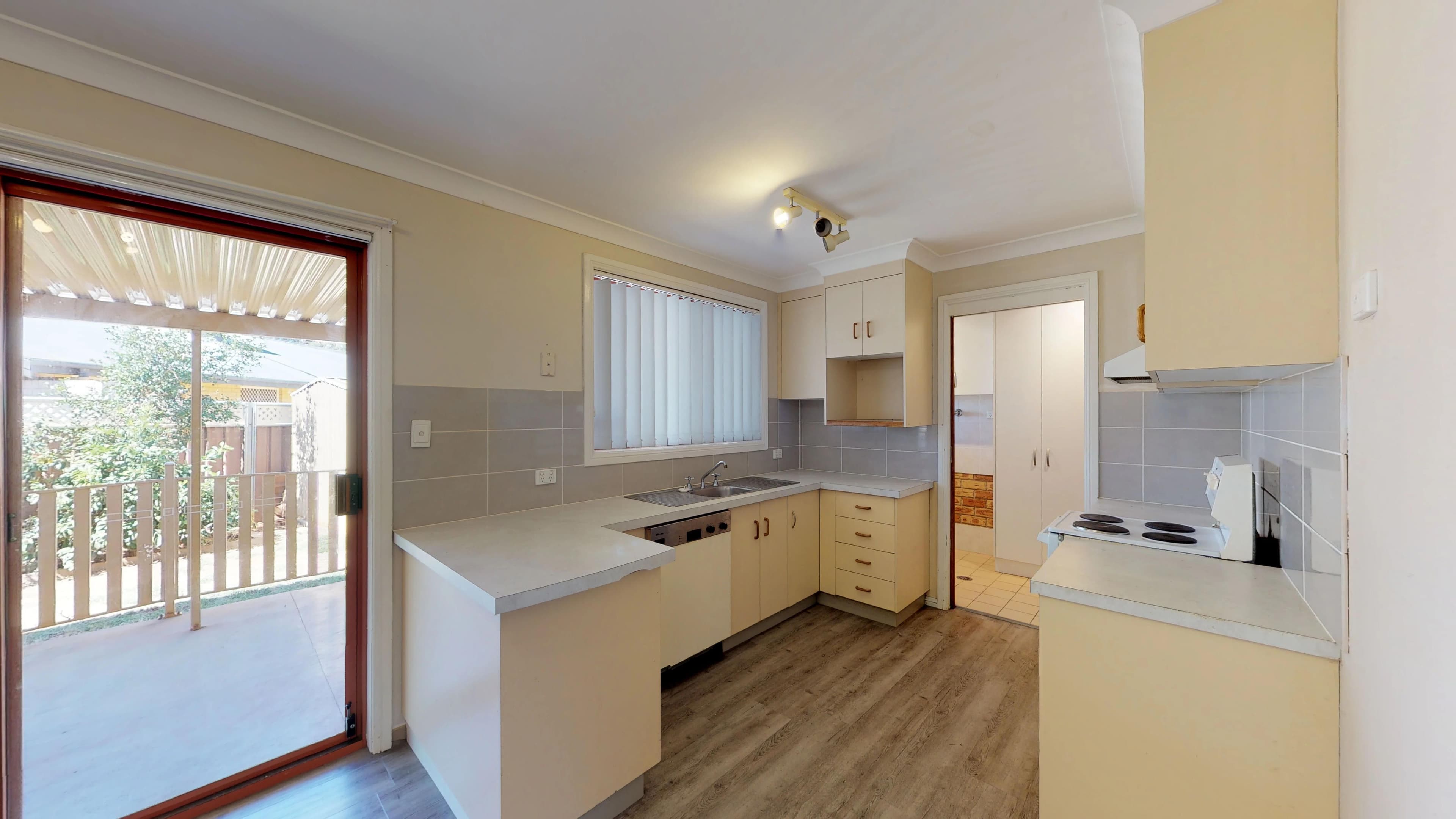 22B Springfield Way, Dubbo NSW 2830, Dubbo - Thumbnail 2