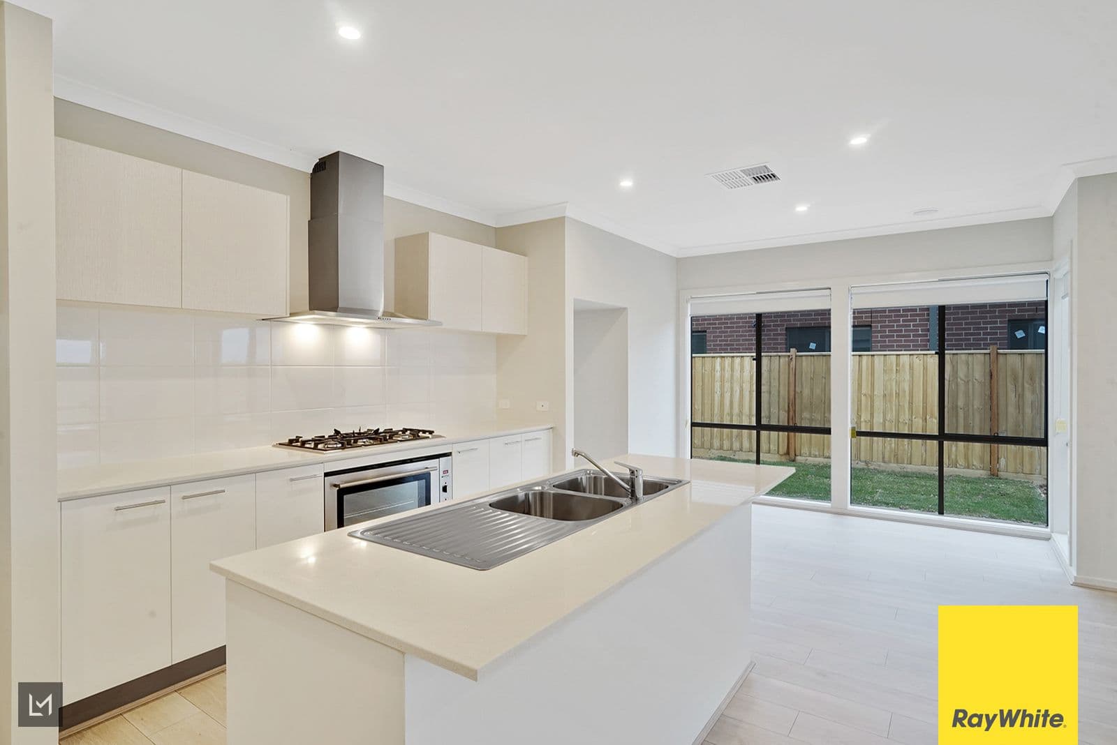 10 Babcock Street, Tarneit VIC 3029, Tarneit - Thumbnail 5