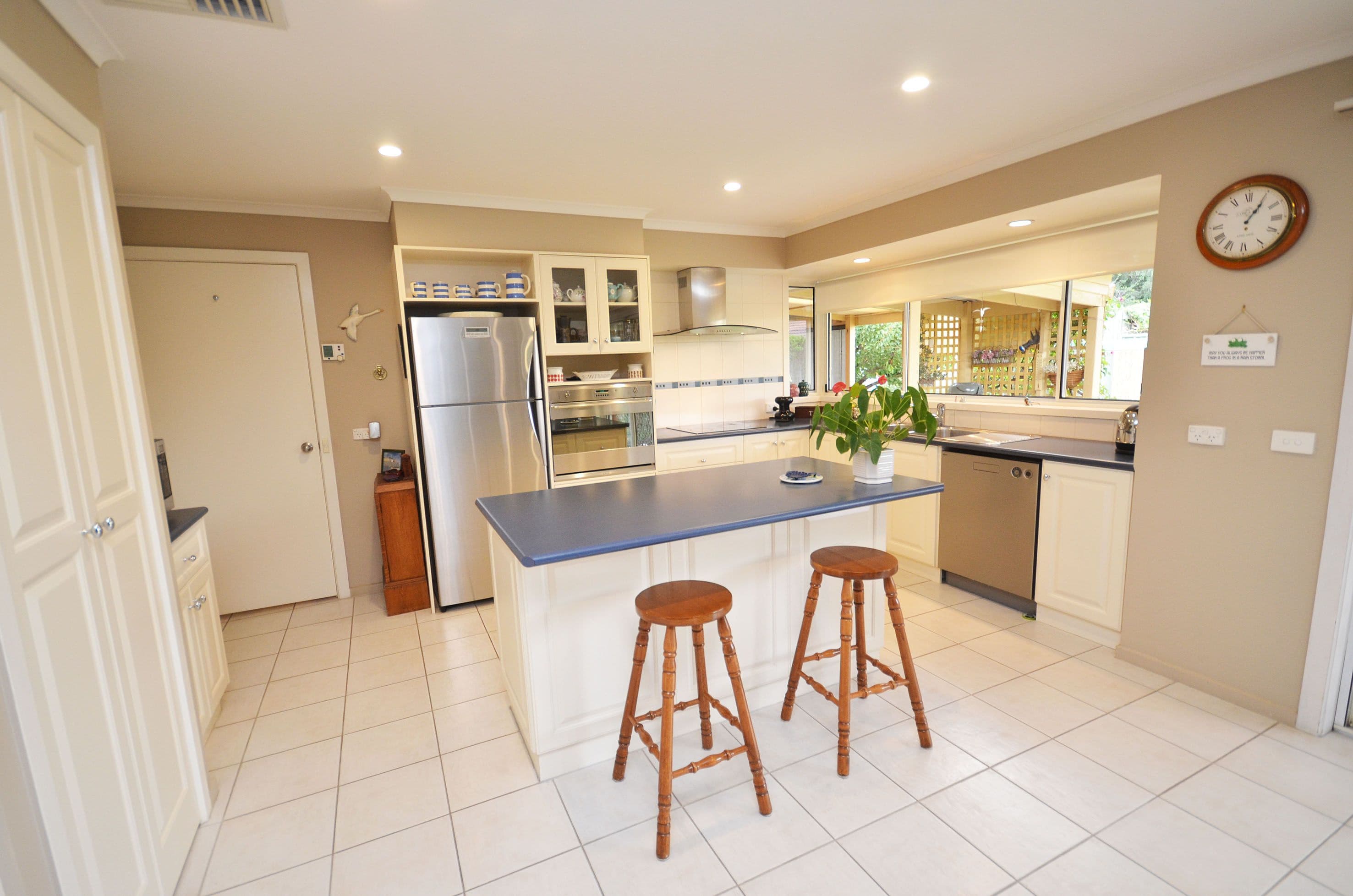 4 Lawson Drive
Moama 2731, New South Wales, Moama - Thumbnail 4