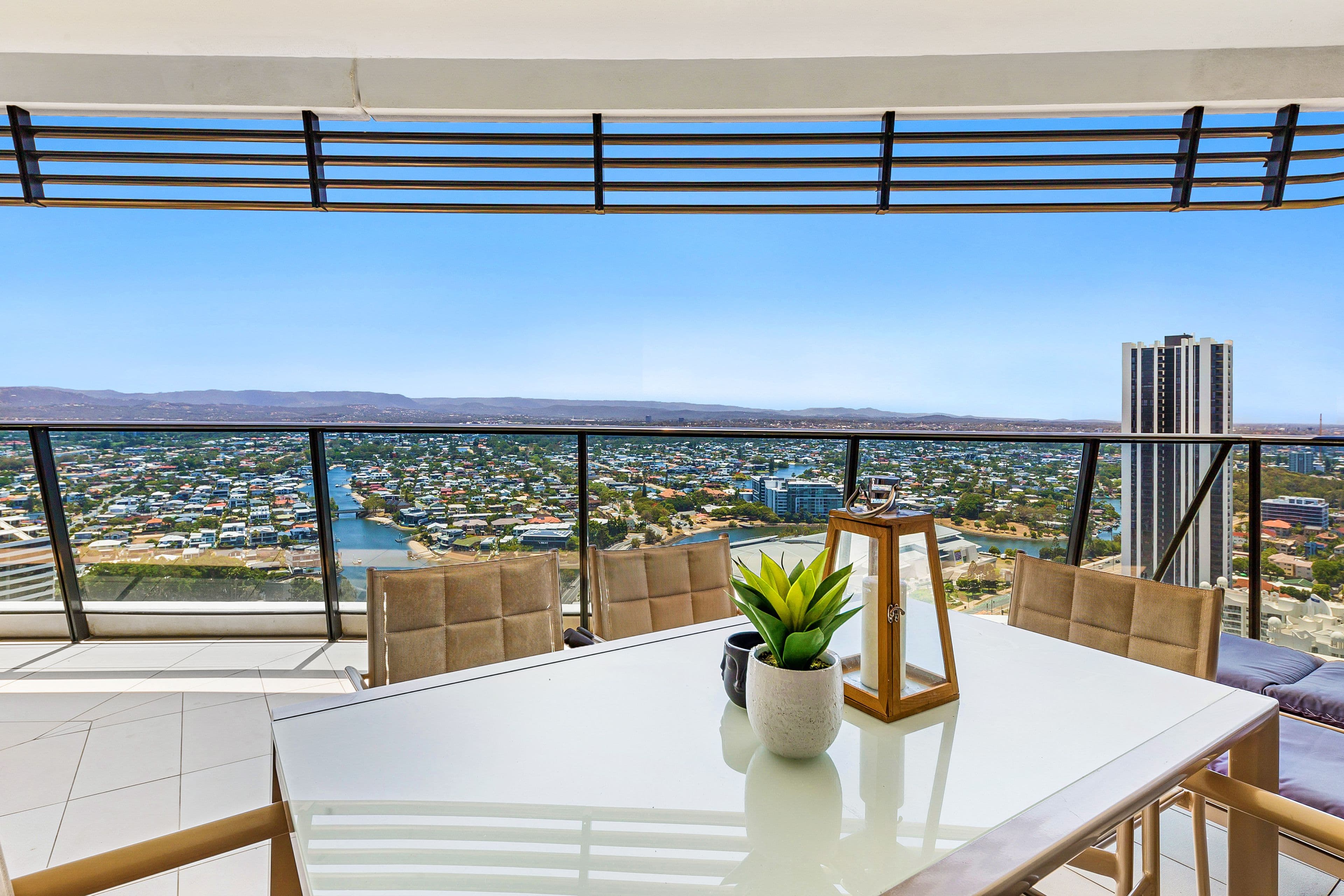 23001 The Oracle 21 Elizabeth Avenue, Broadbeach QLD 4218, Broadbeach - Thumbnail 2