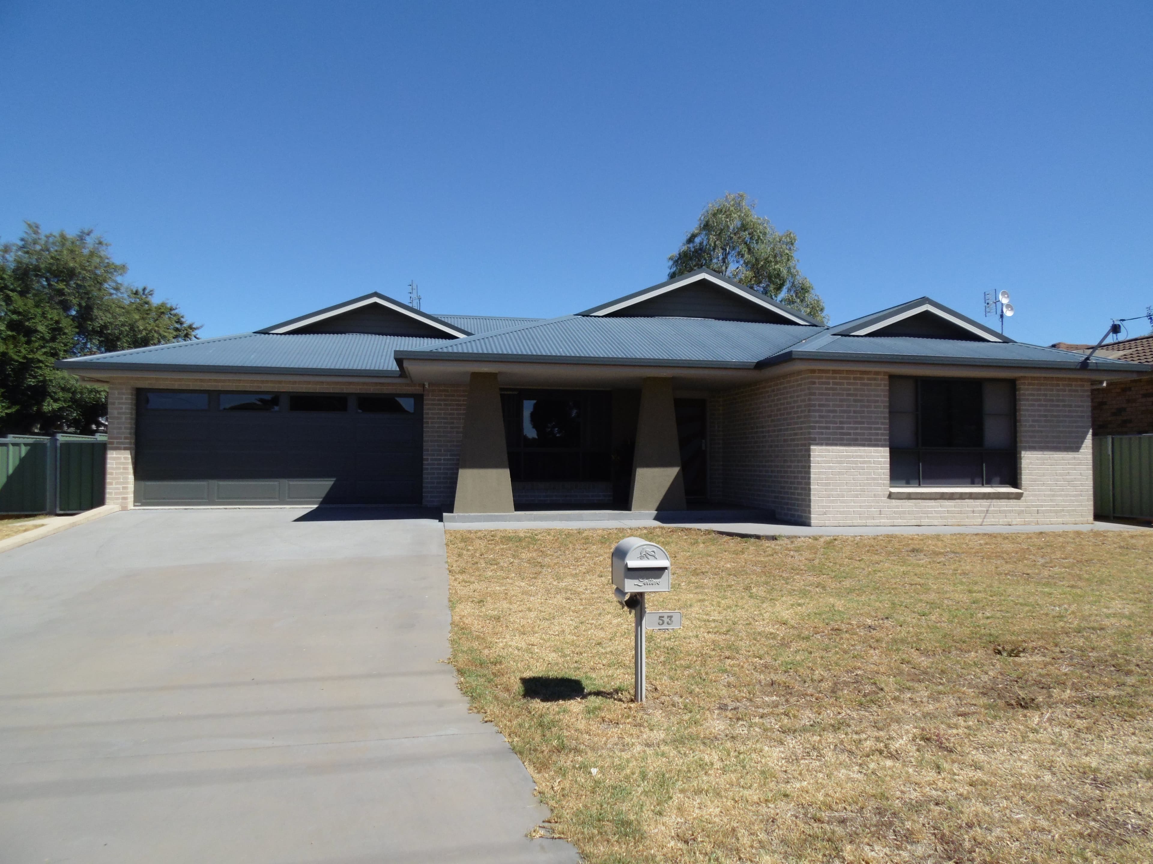 53 Medlyn Street, Parkes - Image 1