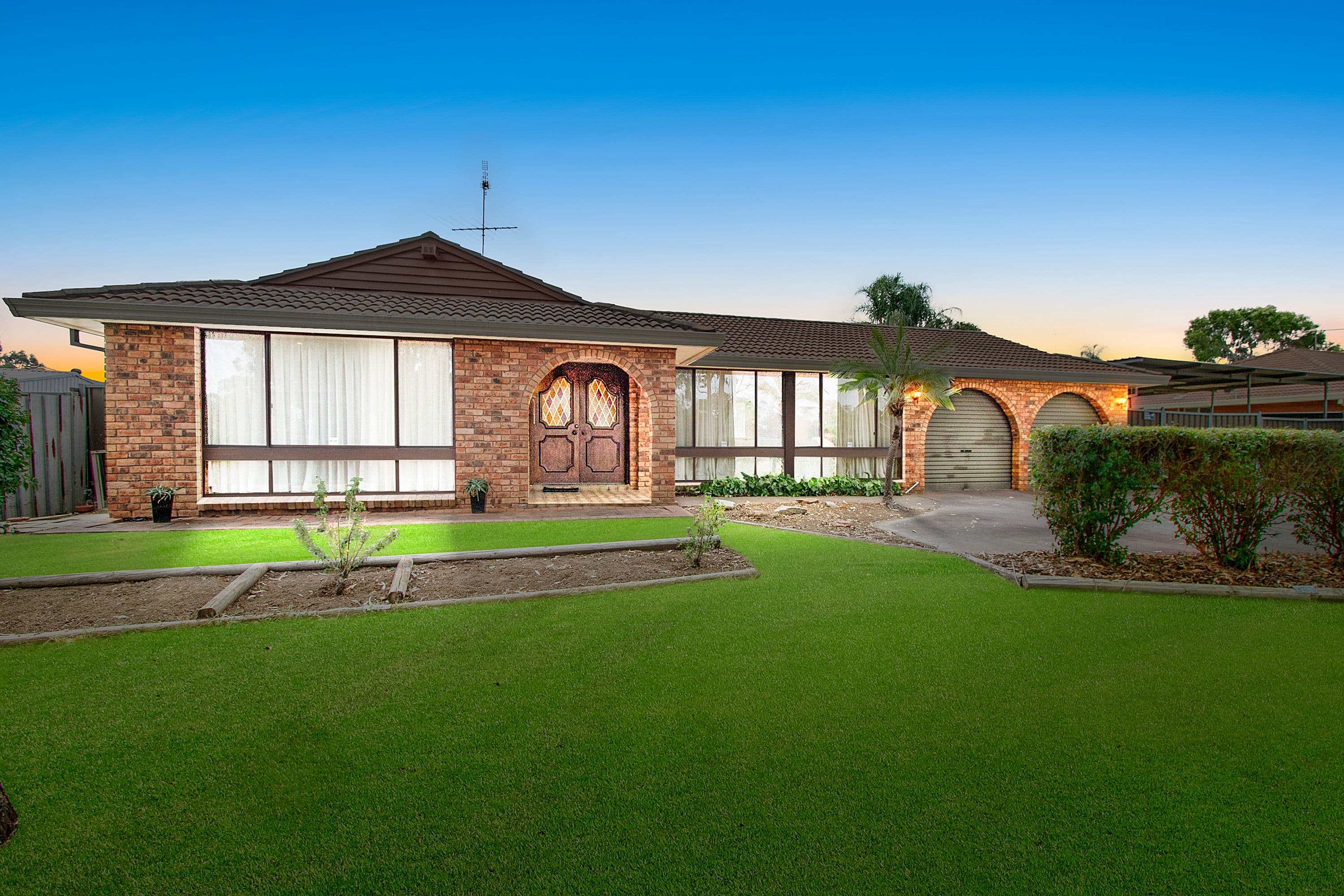 6 Mower Place, South Windsor - Image 1