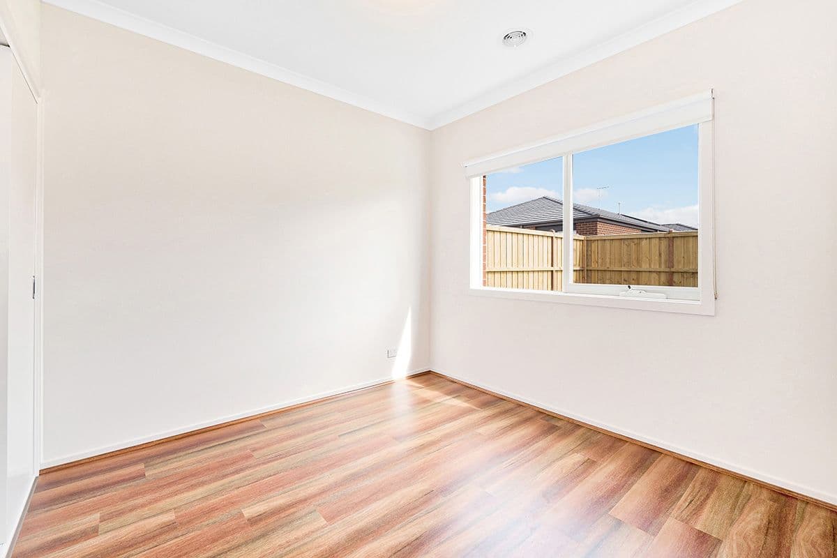 11 Bruin Street, Clyde North VIC 3978, Clyde North - Thumbnail 8