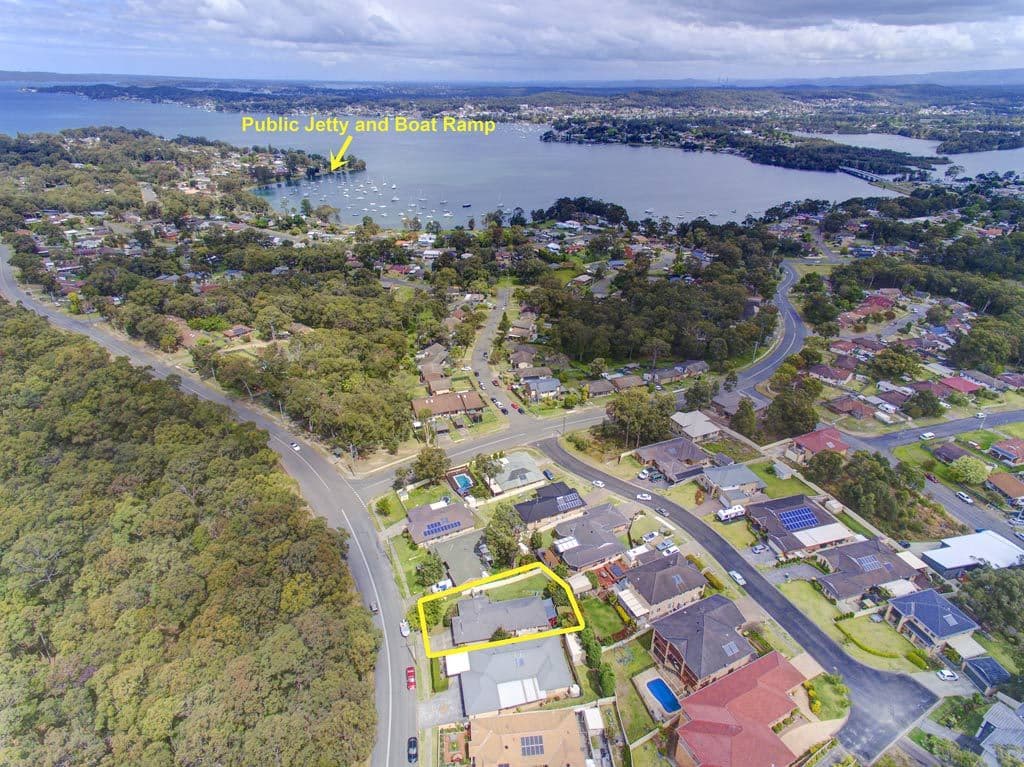 20 The Ridgeway, Bolton Point - Image 1