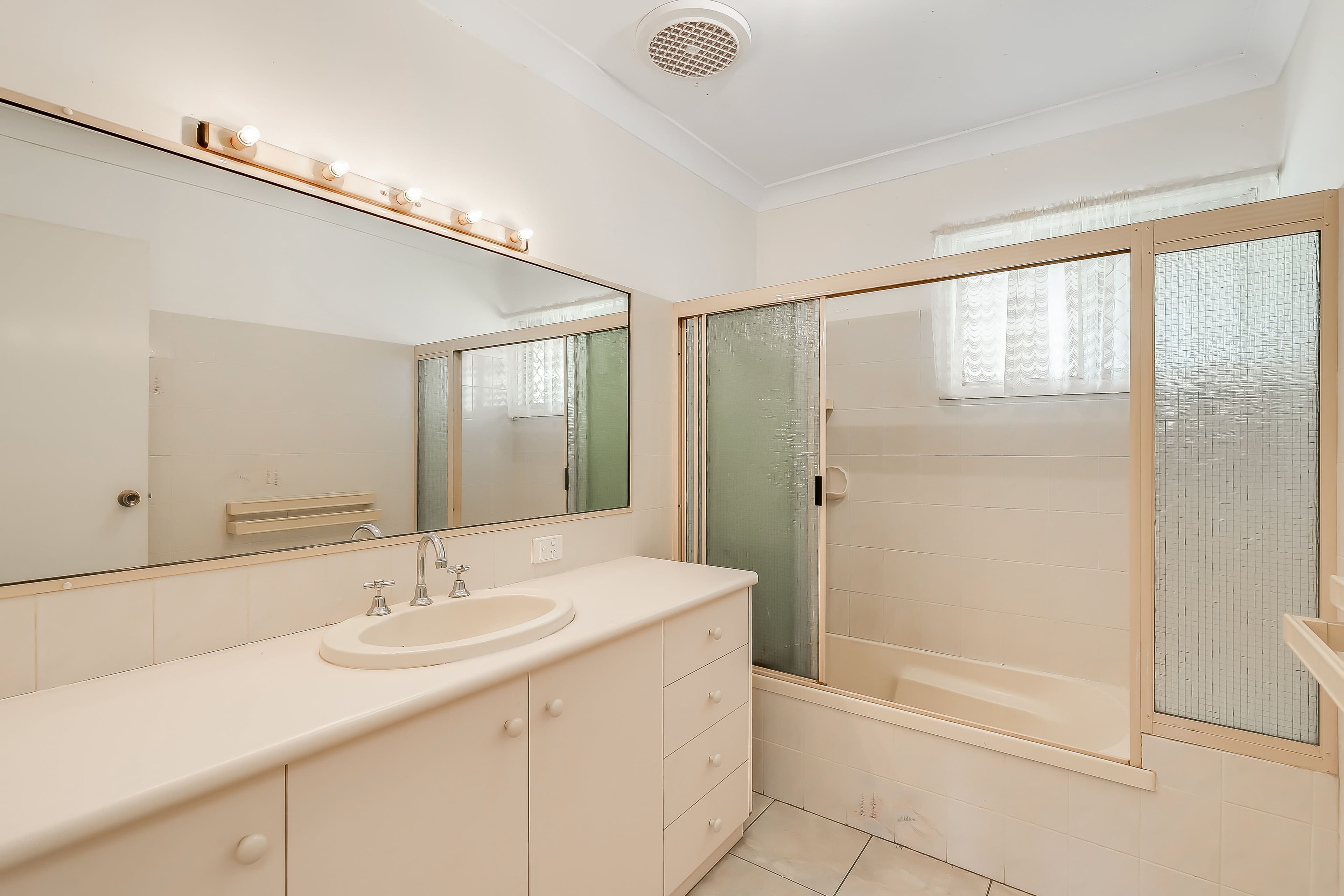 41 Hoepper Street, Kearneys Spring QLD 4350, Kearneys Spring - Thumbnail 4