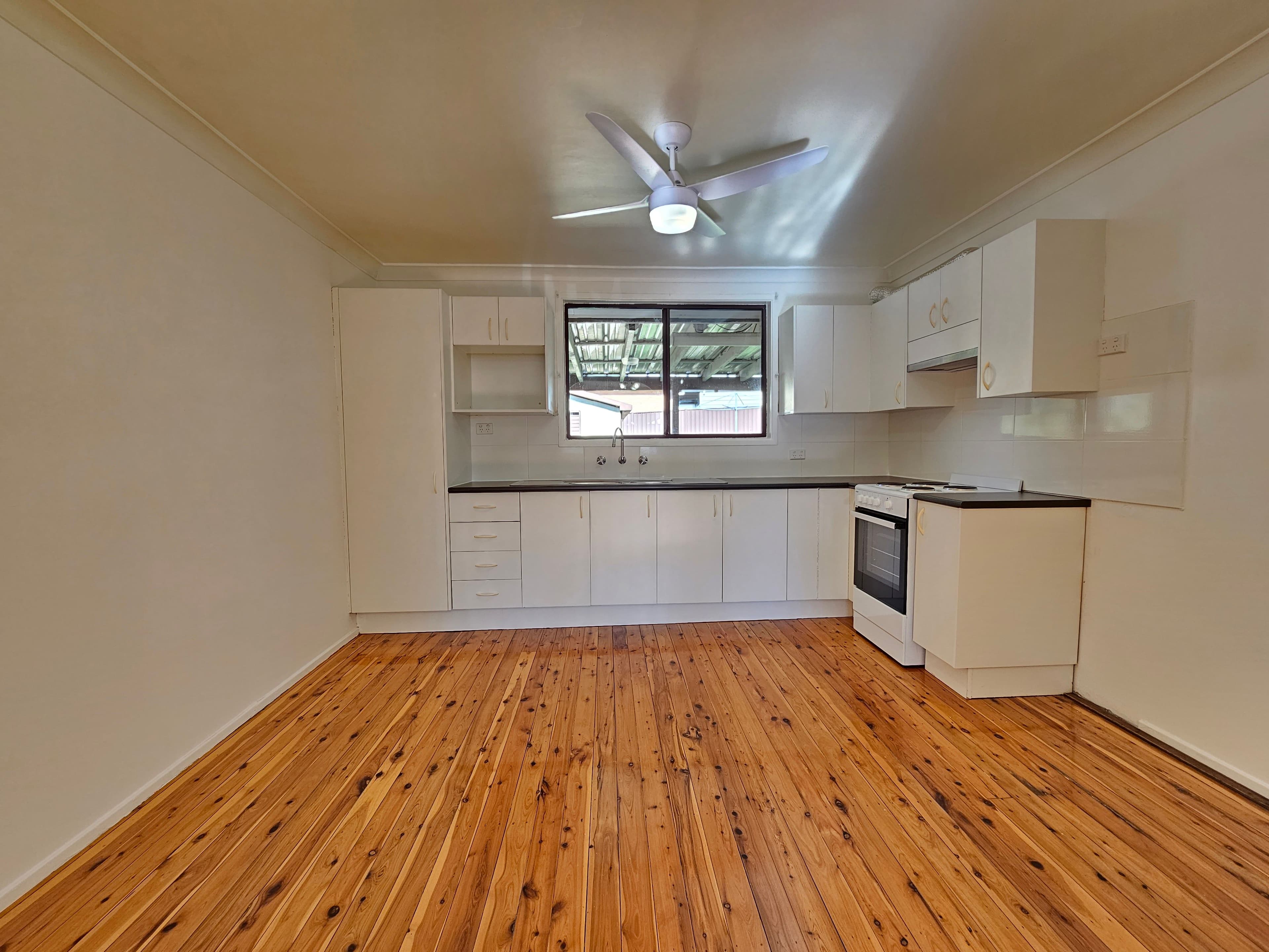 35 Nathan Crescent, Dean Park NSW 2761, Dean Park - Thumbnail 3