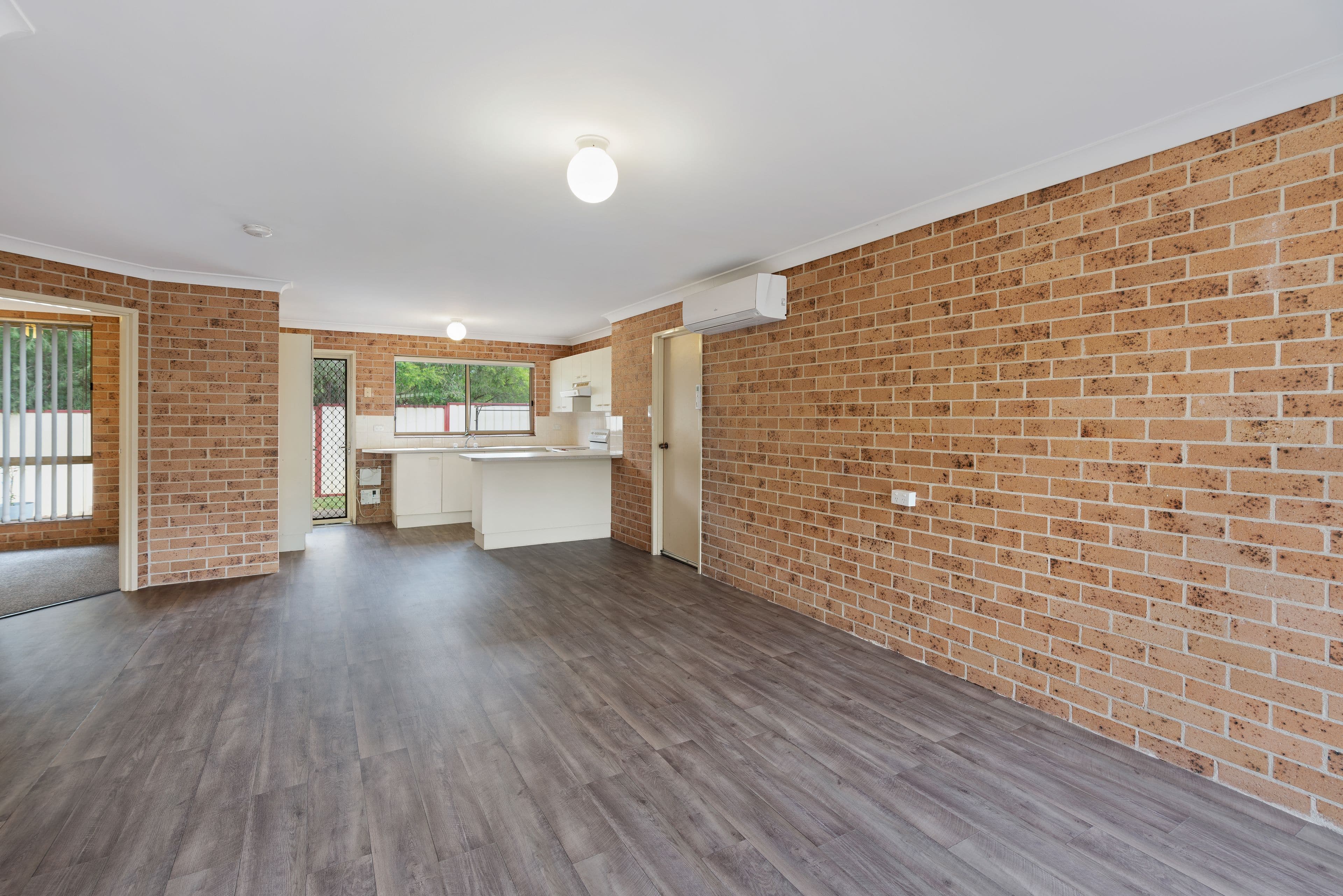 1 Carisbrooke Close, Bomaderry NSW 2541, Bomaderry - Thumbnail 3