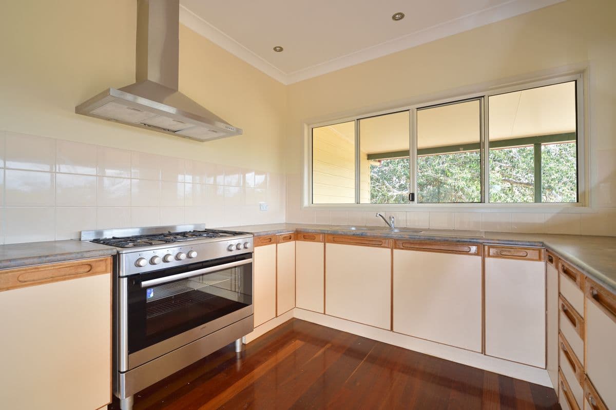 5 Pams Court, Beecher QLD 4680, Beecher - Thumbnail 3