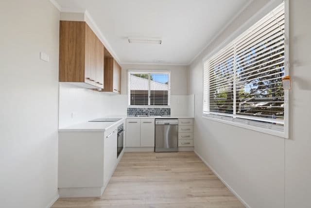 30 Wilma Street, Centenary Heights QLD 4350, Centenary Heights - Thumbnail 2