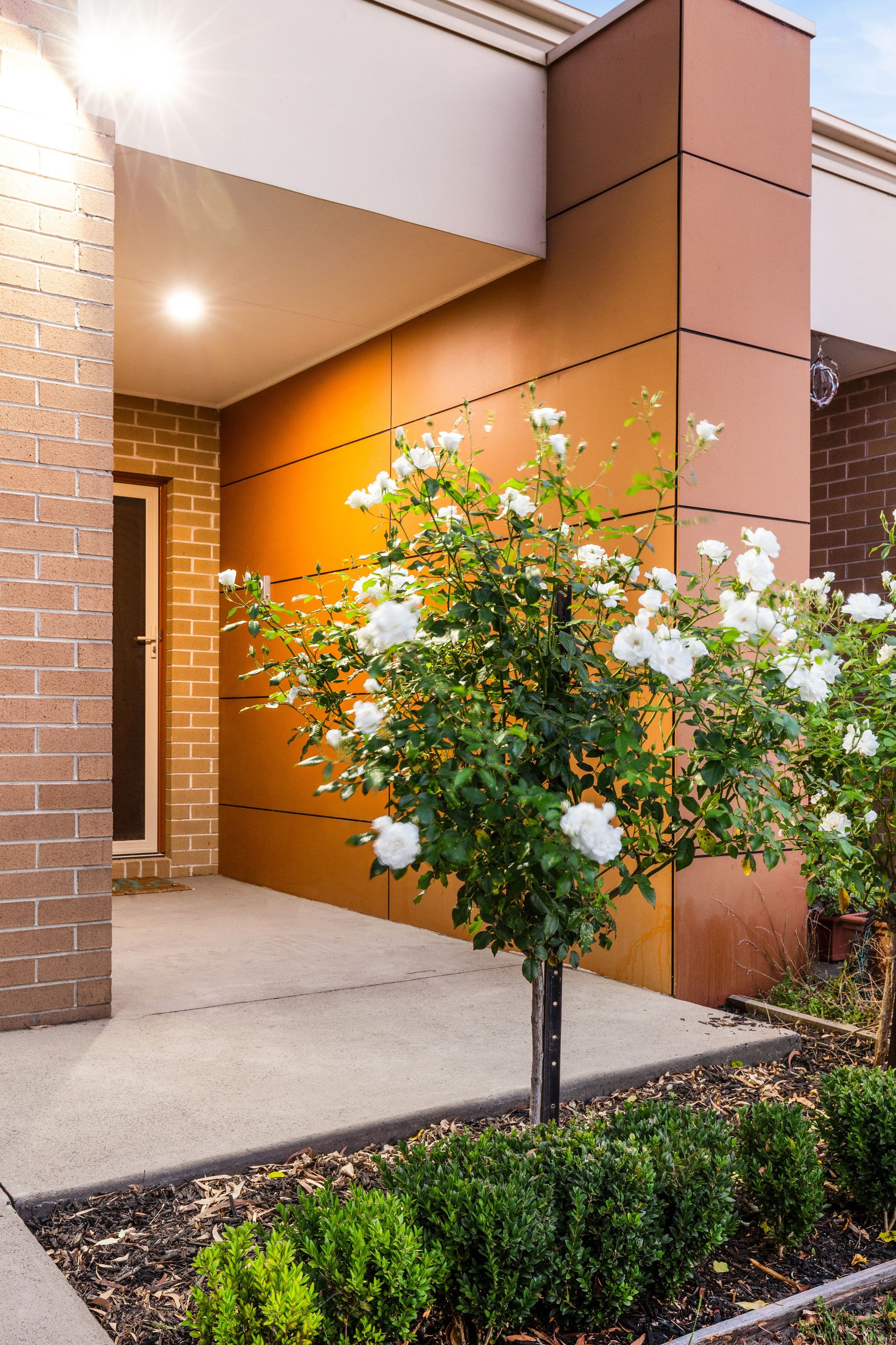 18 Adriatic Way, Pakenham VIC 3810, Pakenham - Thumbnail 2
