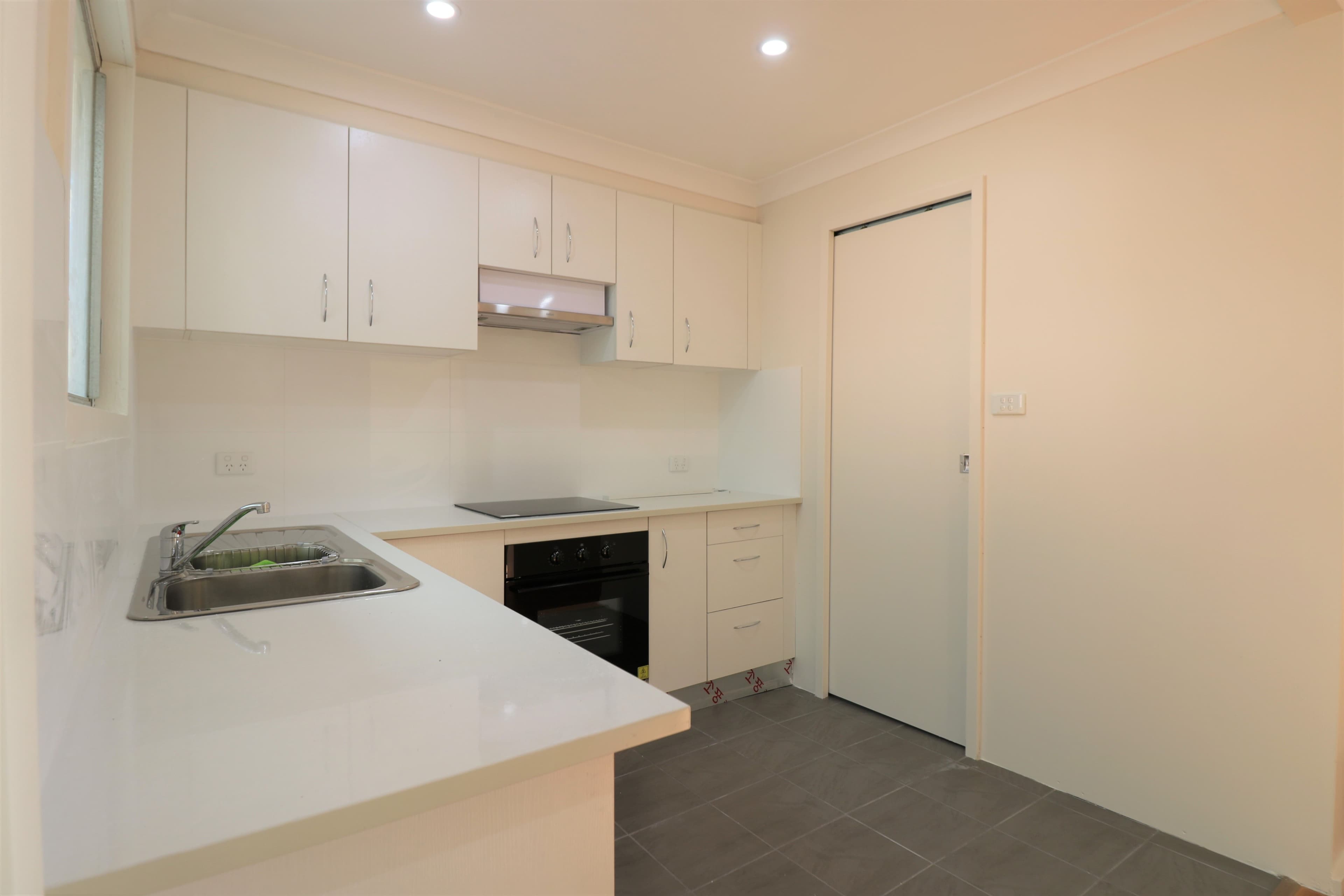 4a Lenton Avenue, Fairfield NSW 2165, Fairfield - Thumbnail 3