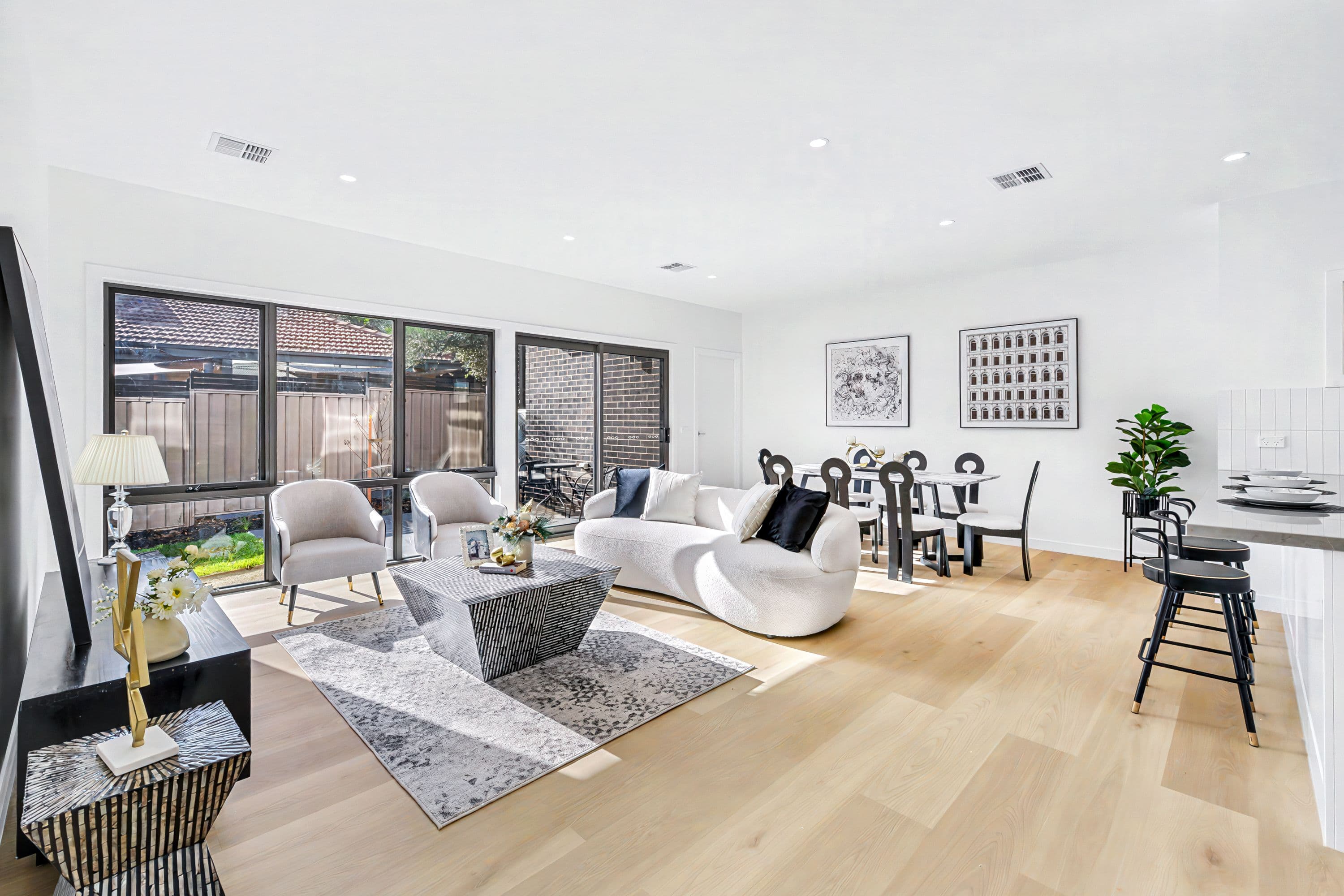 18A &18B Bareena Avenue, Rowville VIC 3178, Rowville - Thumbnail 4