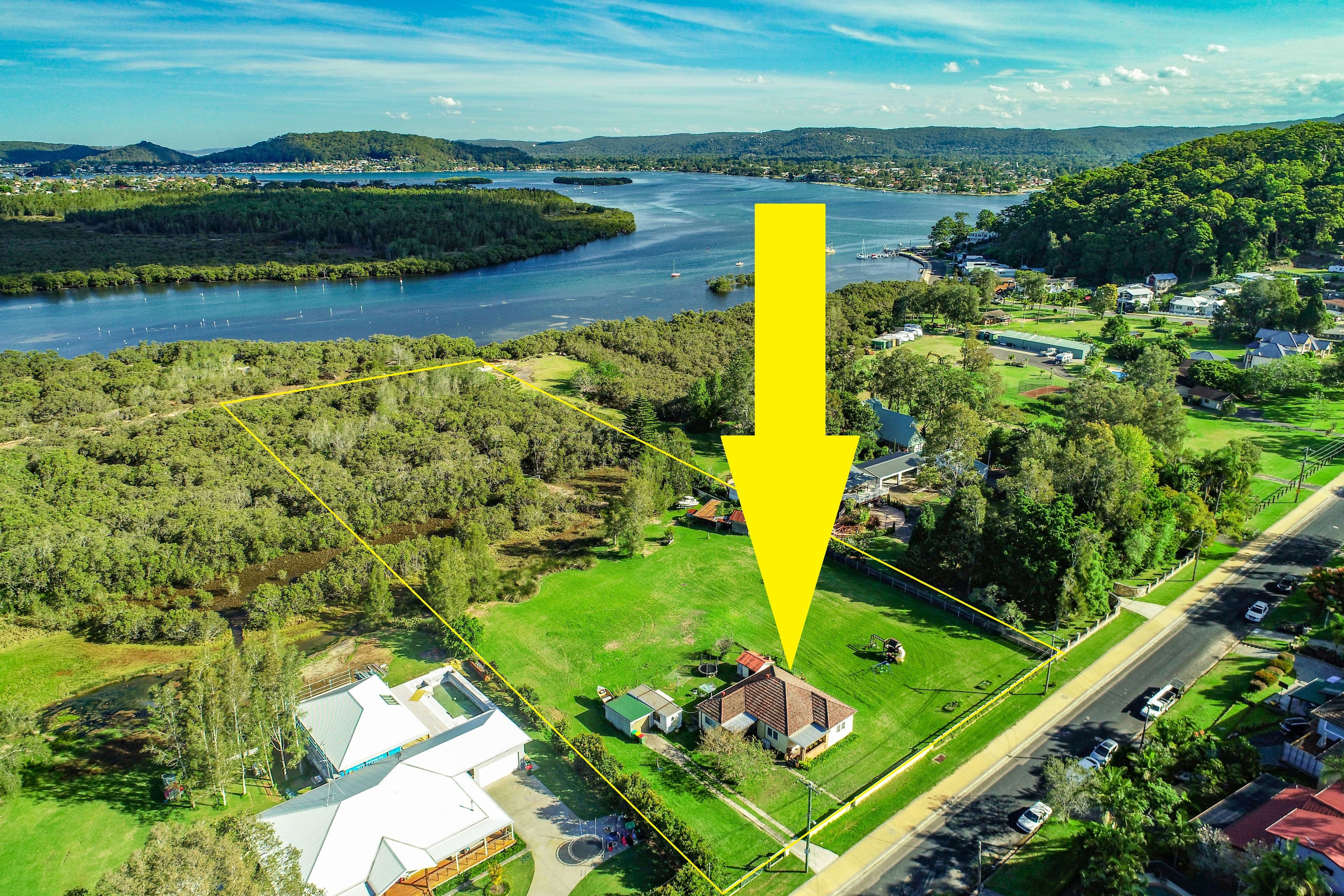 125 Henderson Road, Saratoga NSW 2251, Saratoga - Image 1