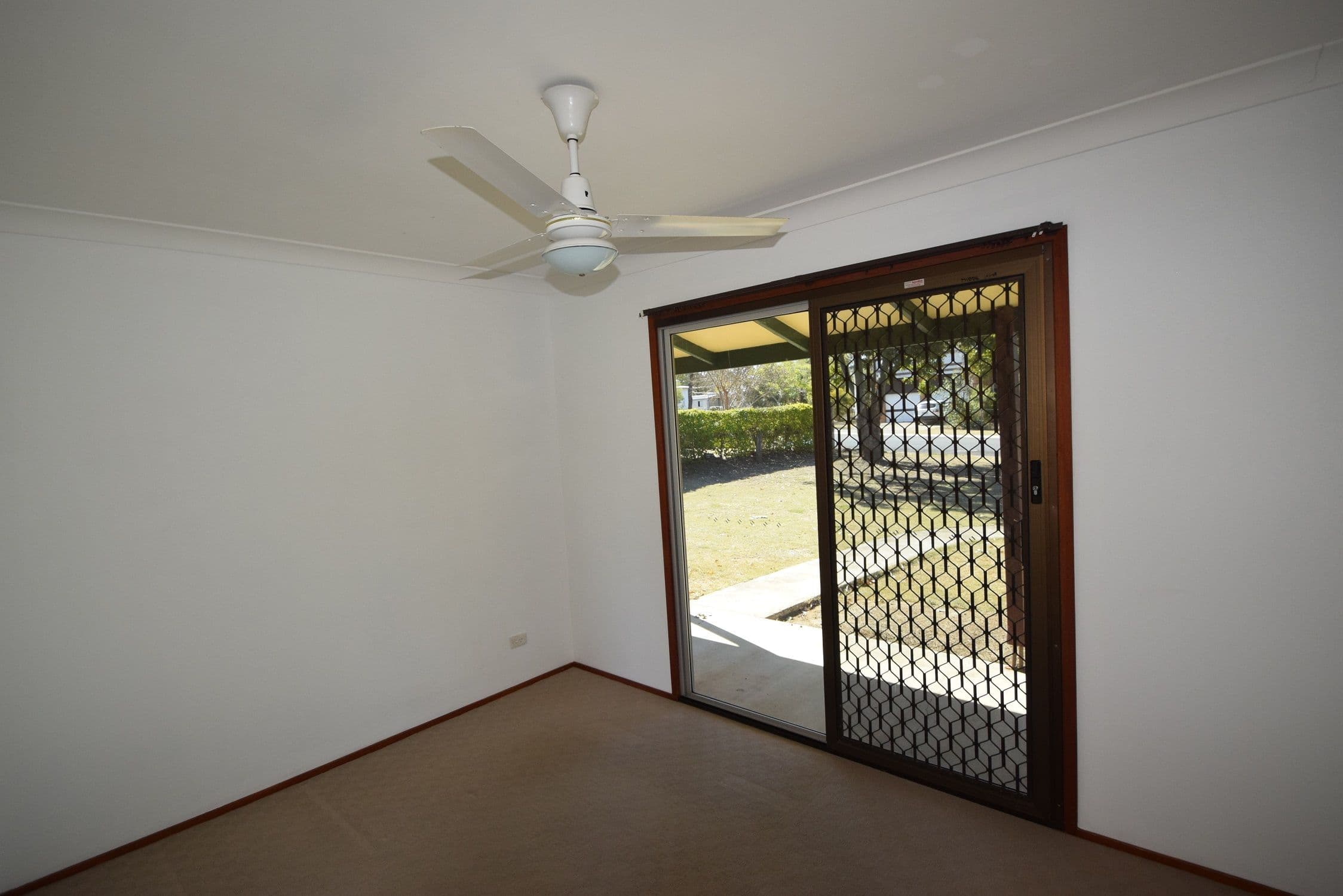 8 Elizabeth Street, Esk QLD 4312, Esk - Thumbnail 6