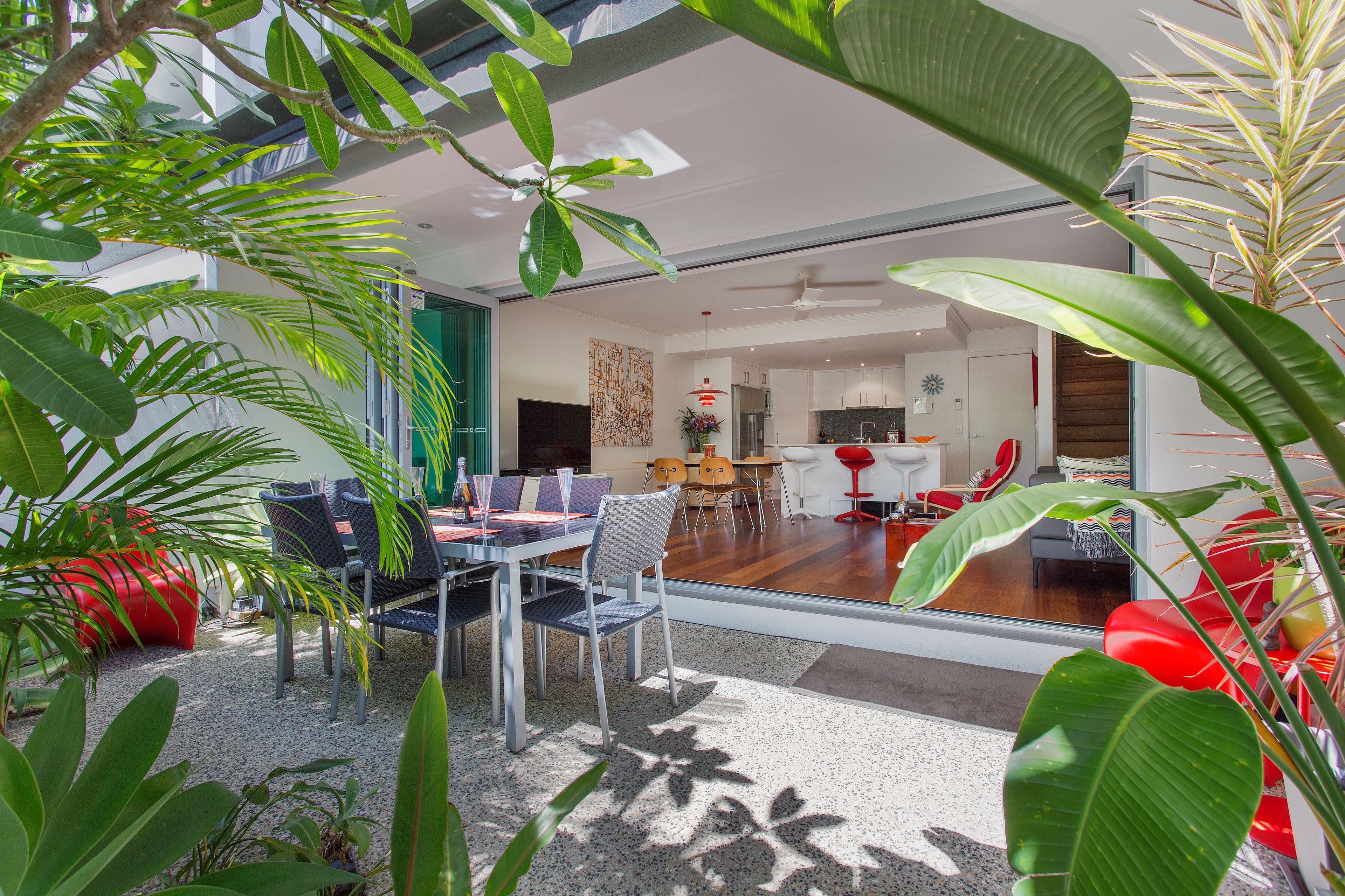 30 Redondo Avenue, Miami QLD 4220, Miami - Thumbnail 3