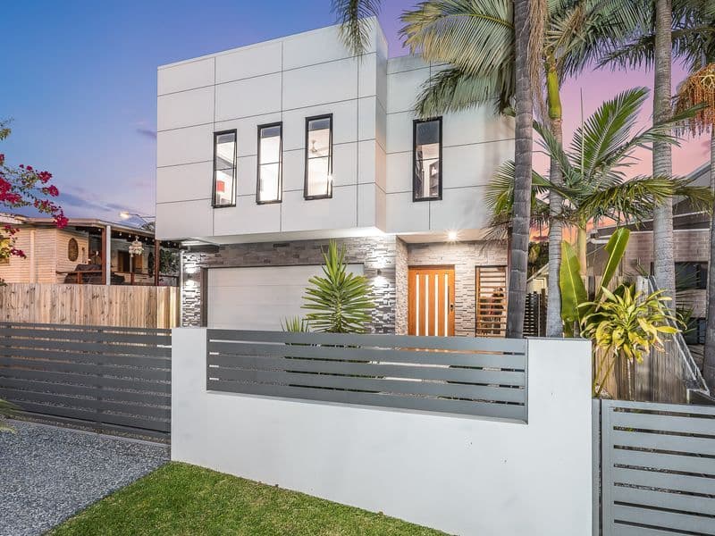 6 Cole Street, Scarborough QLD 4020, Scarborough - Image 1
