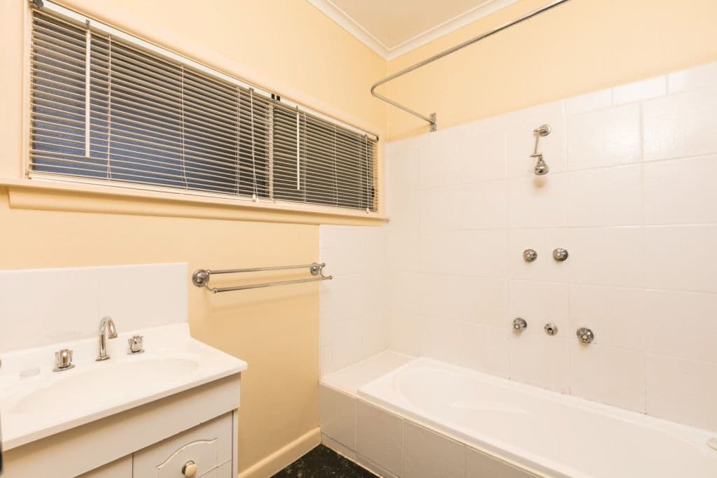 82 Hendy Road, Buronga - Thumbnail 5