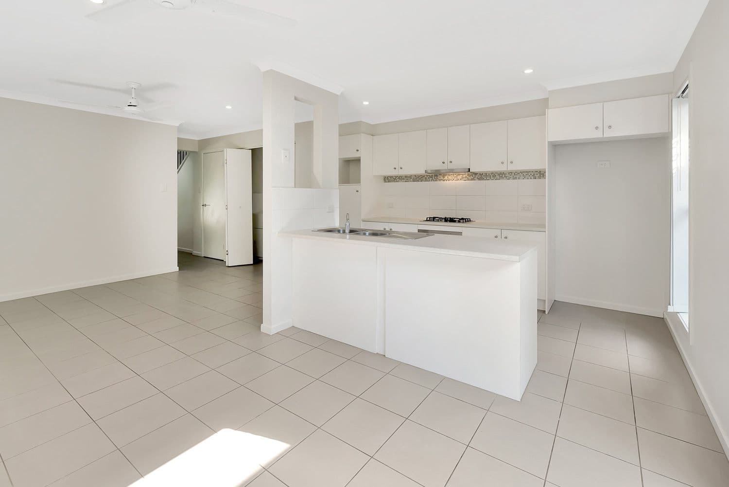 36 Beaumont Drive, Pimpama QLD 4209, Pimpama - Thumbnail 2