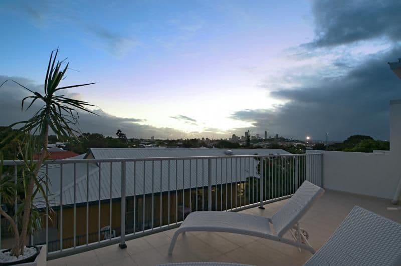 9 Jamieson Street, Bulimba QLD 4171, Bulimba - Thumbnail 2