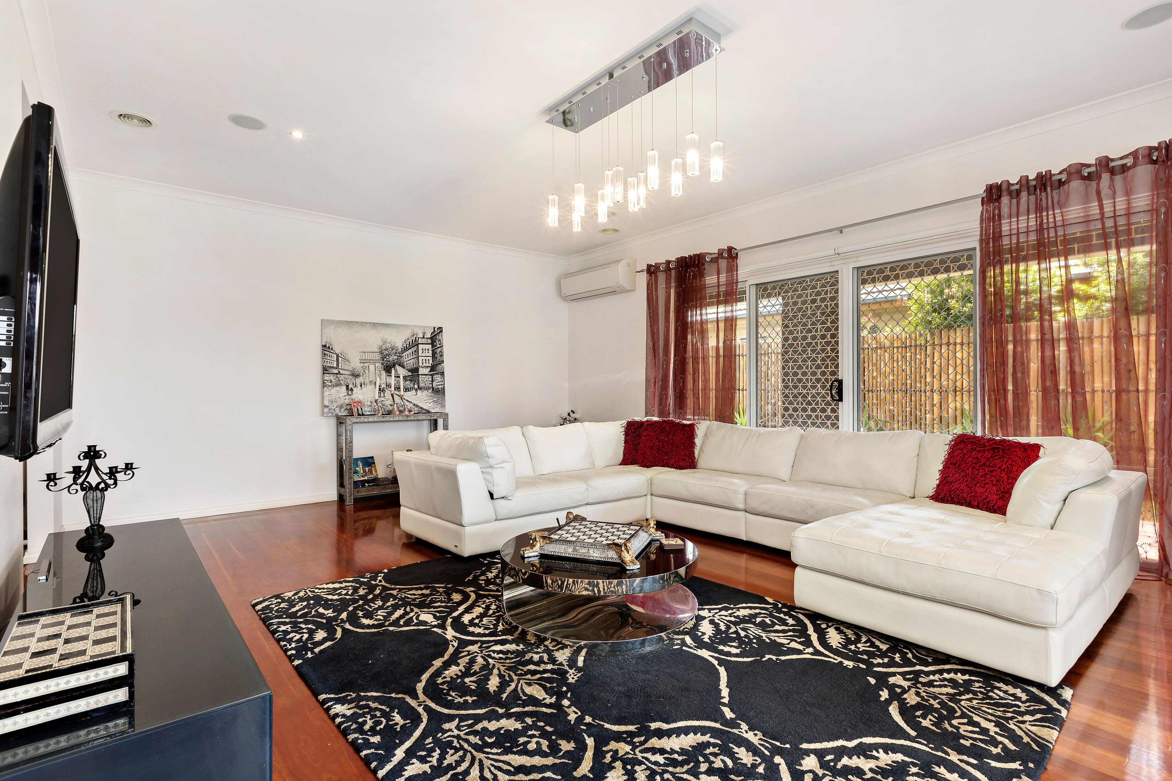 10 Turnbull Avenue, Oakleigh East VIC 3166, Oakleigh East - Thumbnail 2