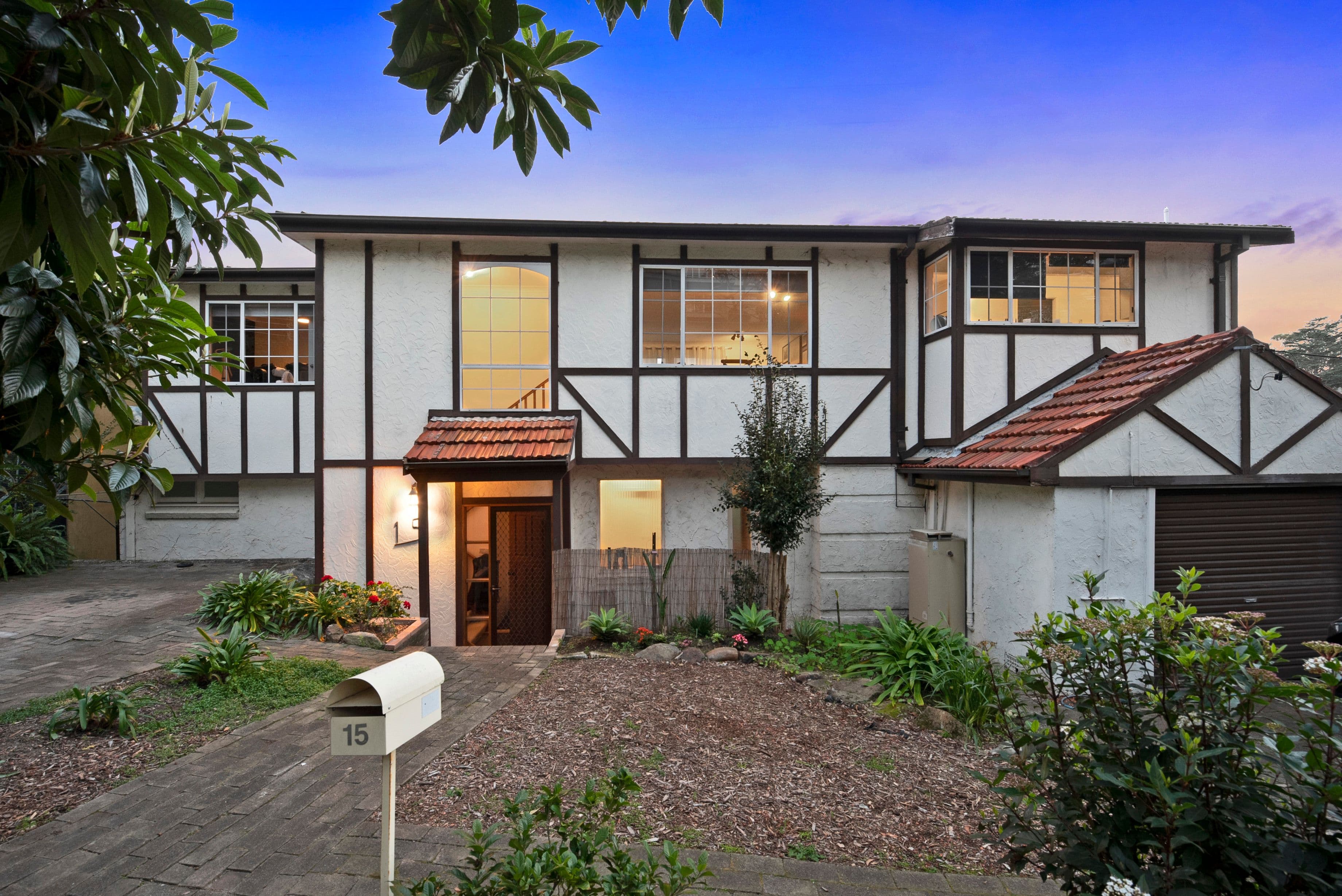 15 The Scarp, Castlecrag - Thumbnail 4