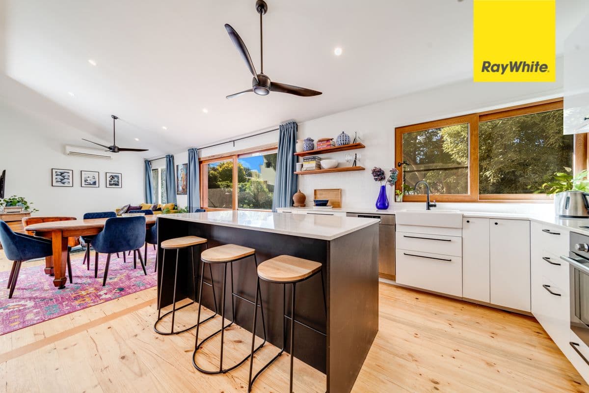 16 Oakes Street, Cook ACT 2614, Cook - Thumbnail 2