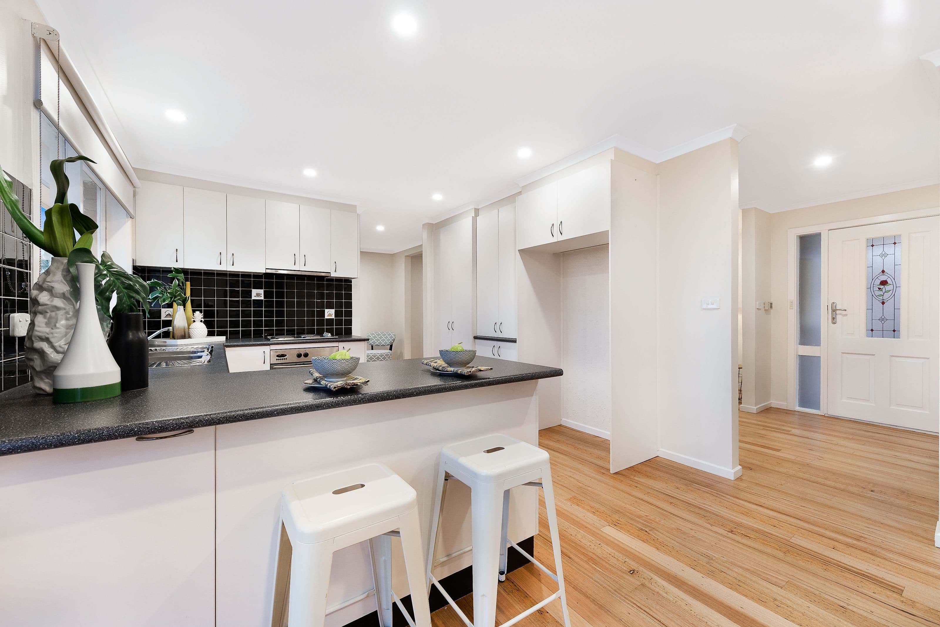 12 Cloverdale Court, Mulgrave VIC 3170, Mulgrave - Thumbnail 2