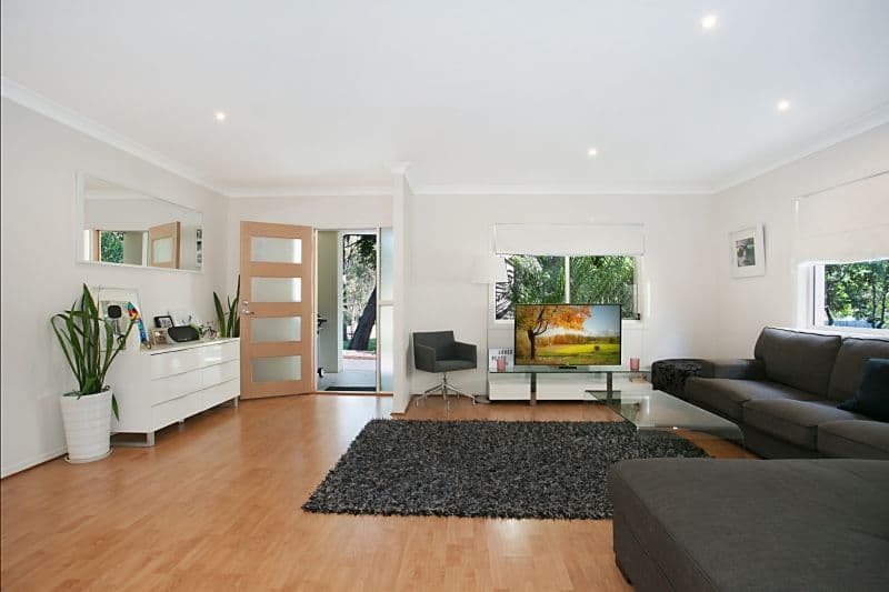 25 Ewan Street, Southport QLD 4215, Southport - Image 1