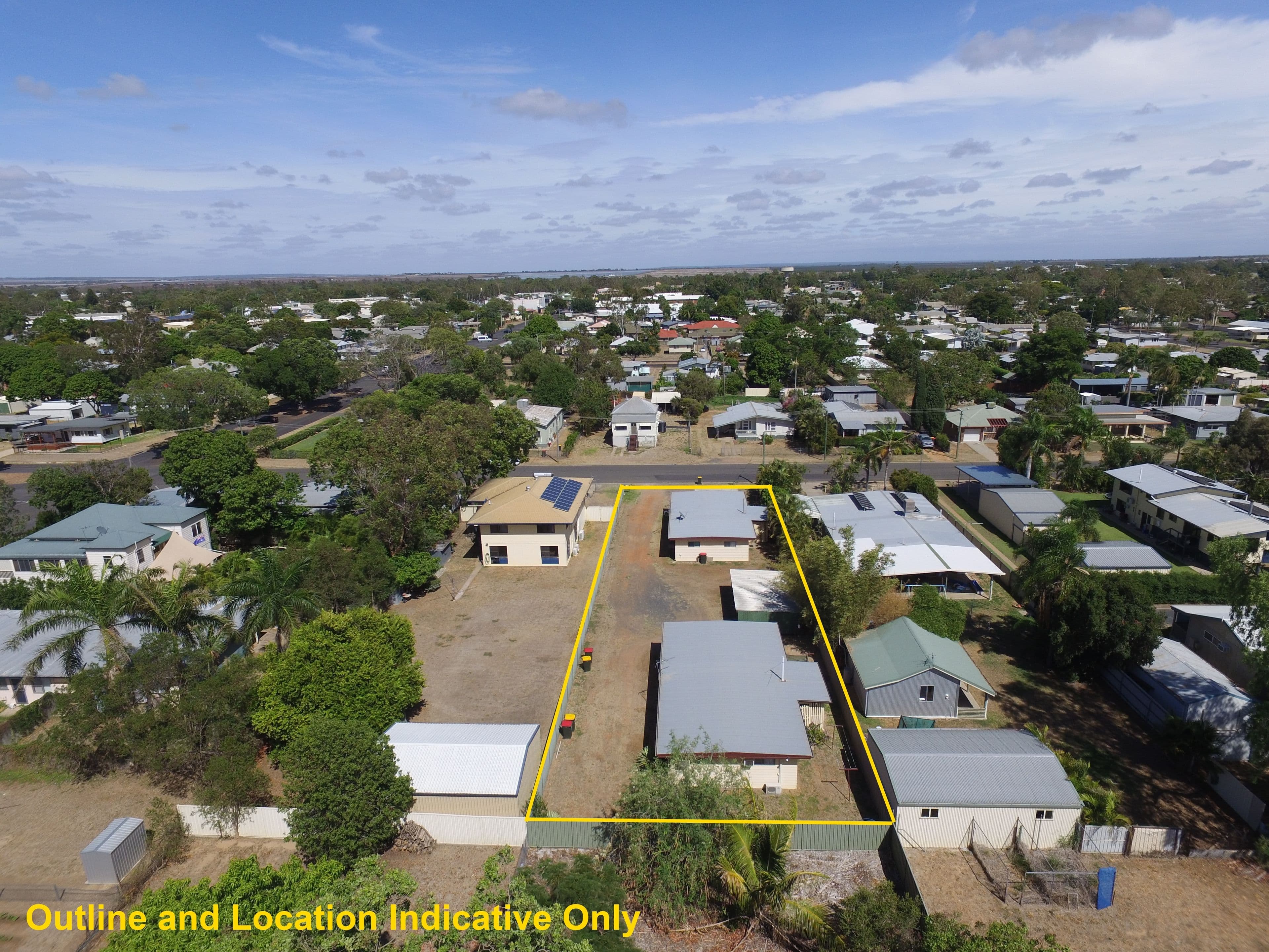 100 Ruby Street, Emerald QLD 4720, Emerald - Thumbnail 4