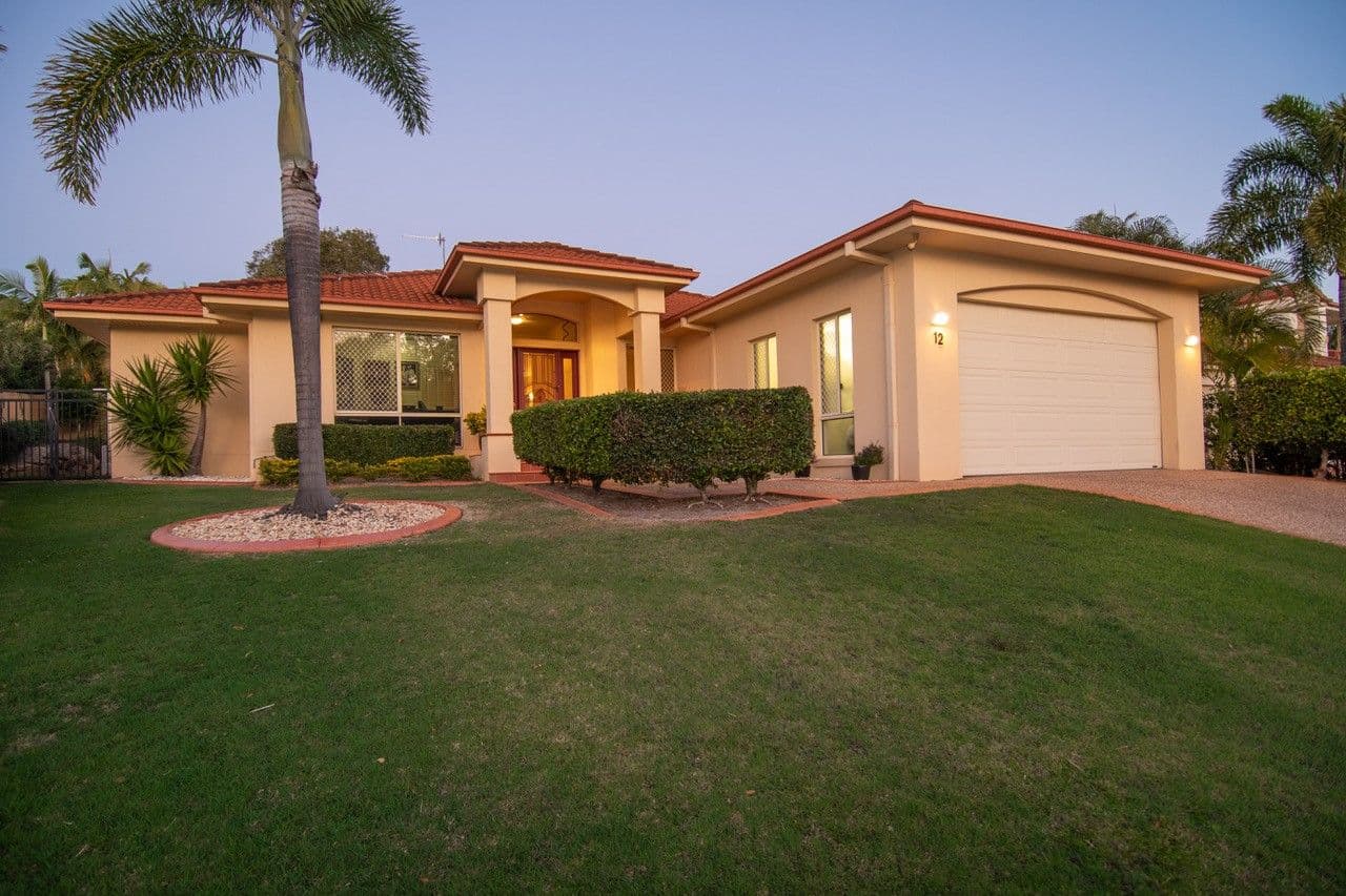 12 Portreeves Place, Arundel QLD 4214, Arundel - Thumbnail 2
