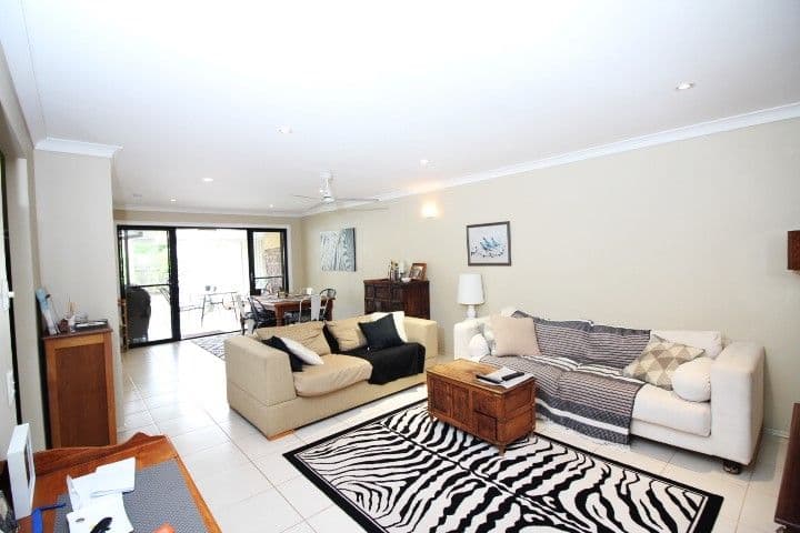 65 Corunna Crescent, Ashmore QLD 4214, Ashmore - Thumbnail 2