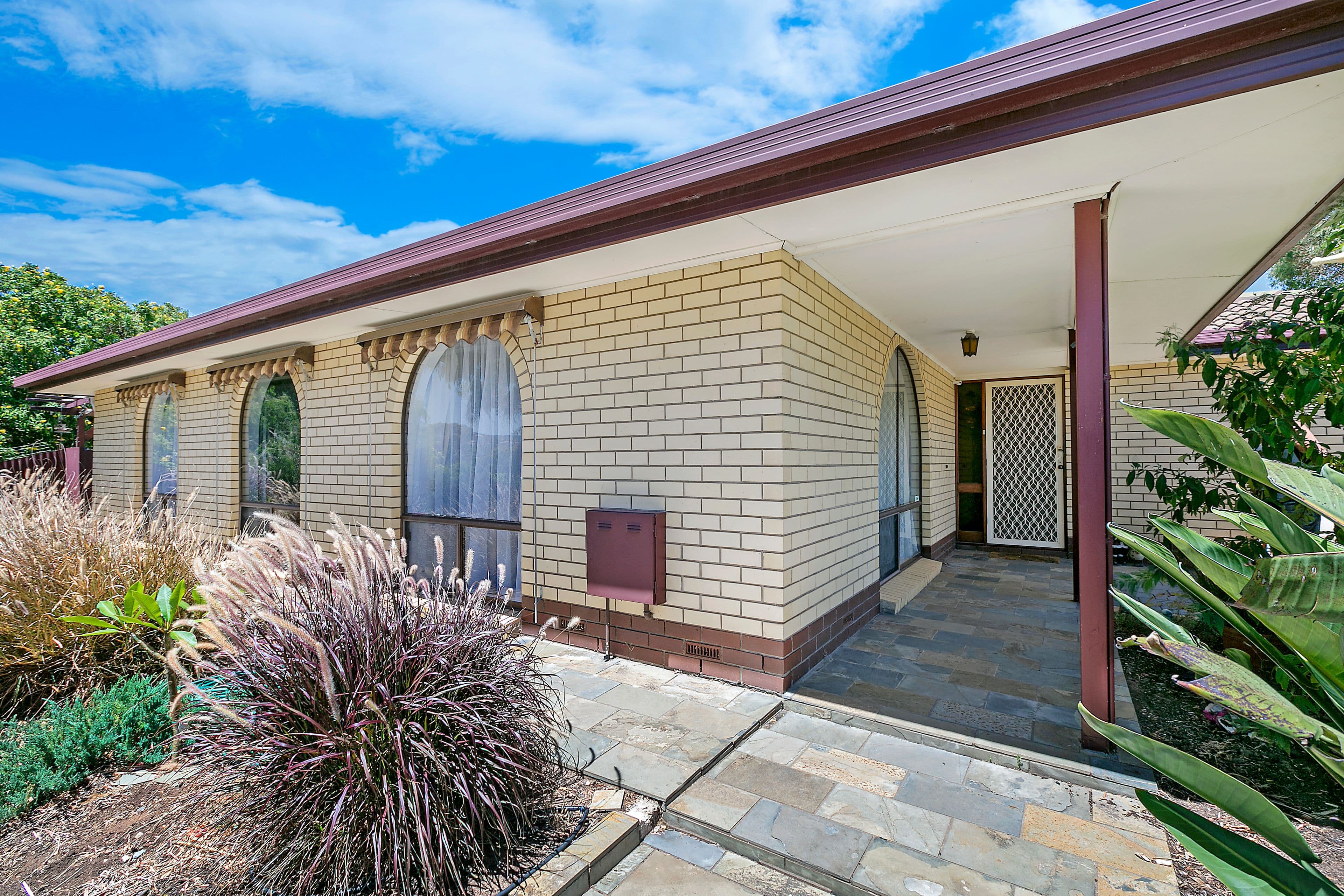 1 Merinda Court, Morphett Vale SA 5162, Morphett Vale - Thumbnail 2