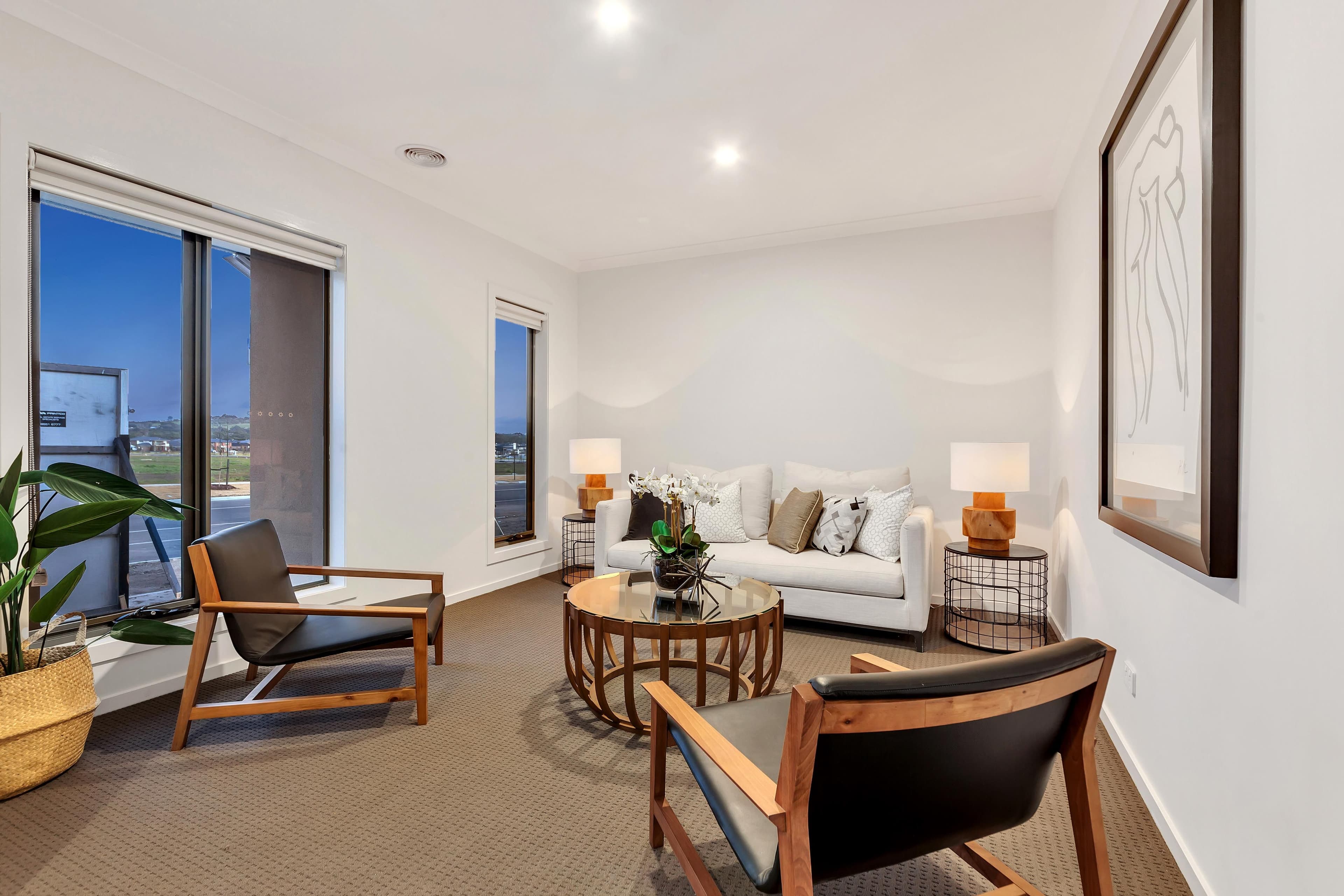 20 Emblem Street, Tarneit VIC 3029, Tarneit - Thumbnail 2