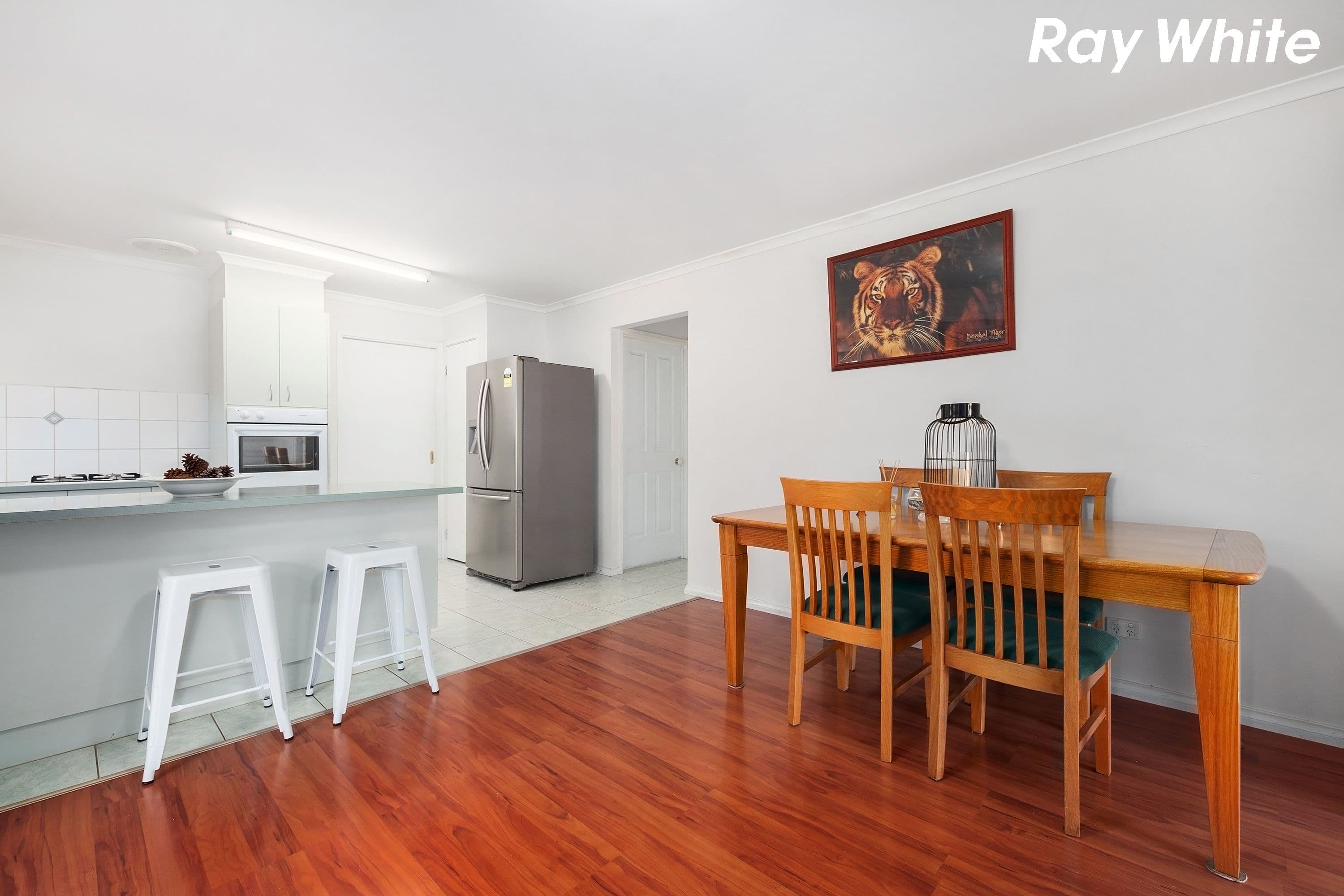 8 Claire Close, Pakenham VIC 3810, Pakenham - Thumbnail 6