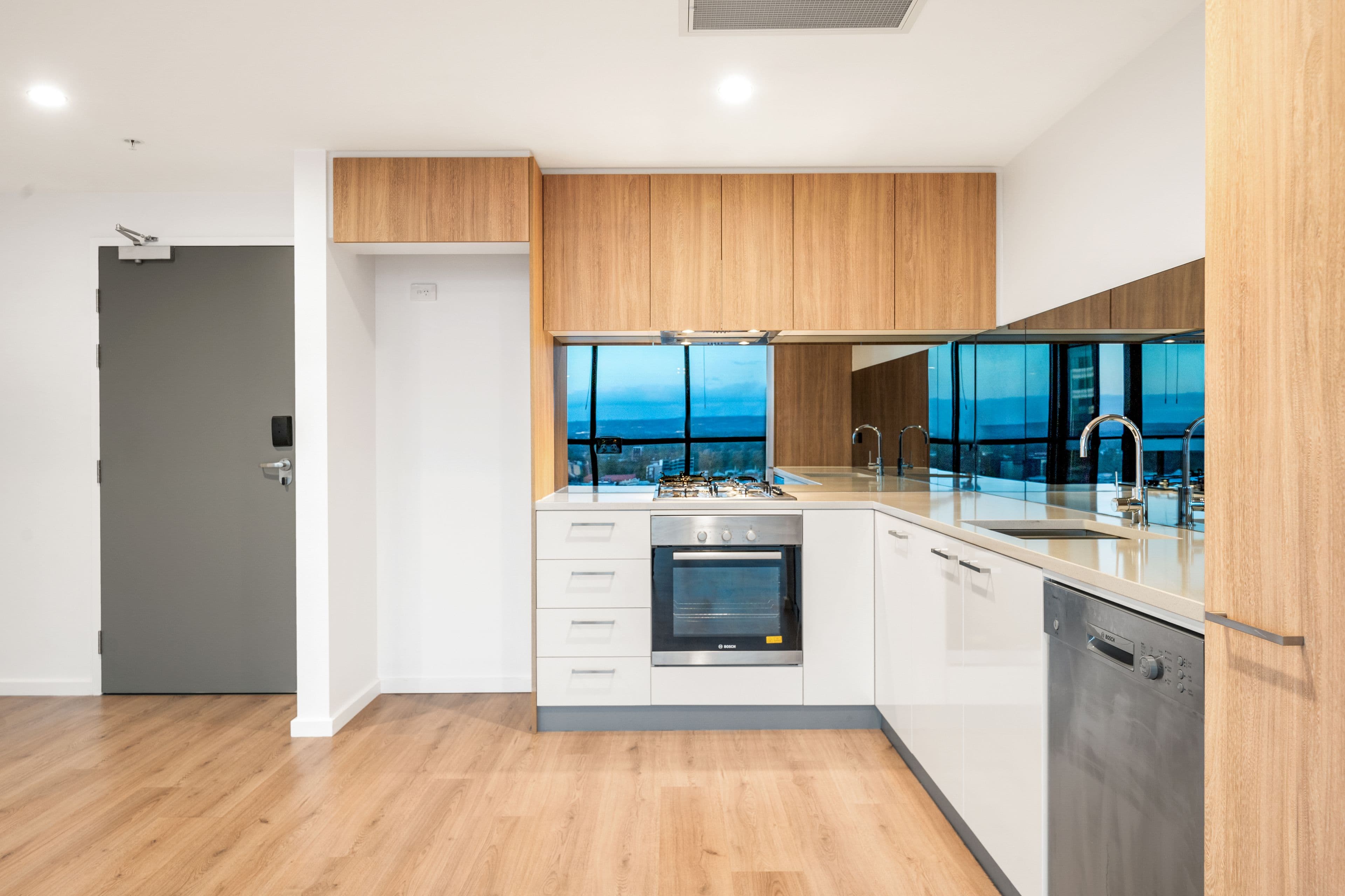 S1803/180 Franklin Street, Adelaide SA 5000, Adelaide - Thumbnail 3