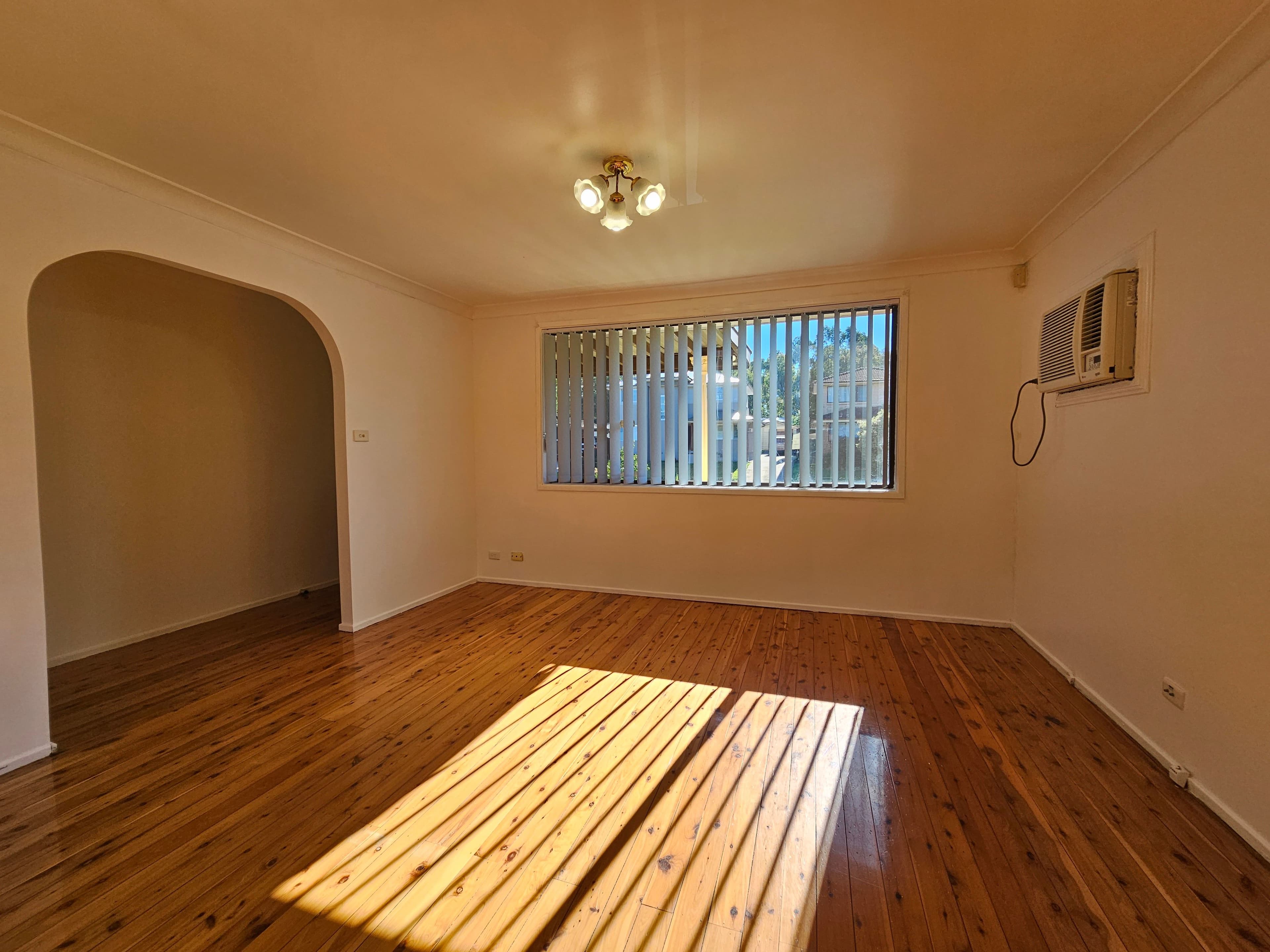 35 Nathan Crescent, Dean Park NSW 2761, Dean Park - Thumbnail 2